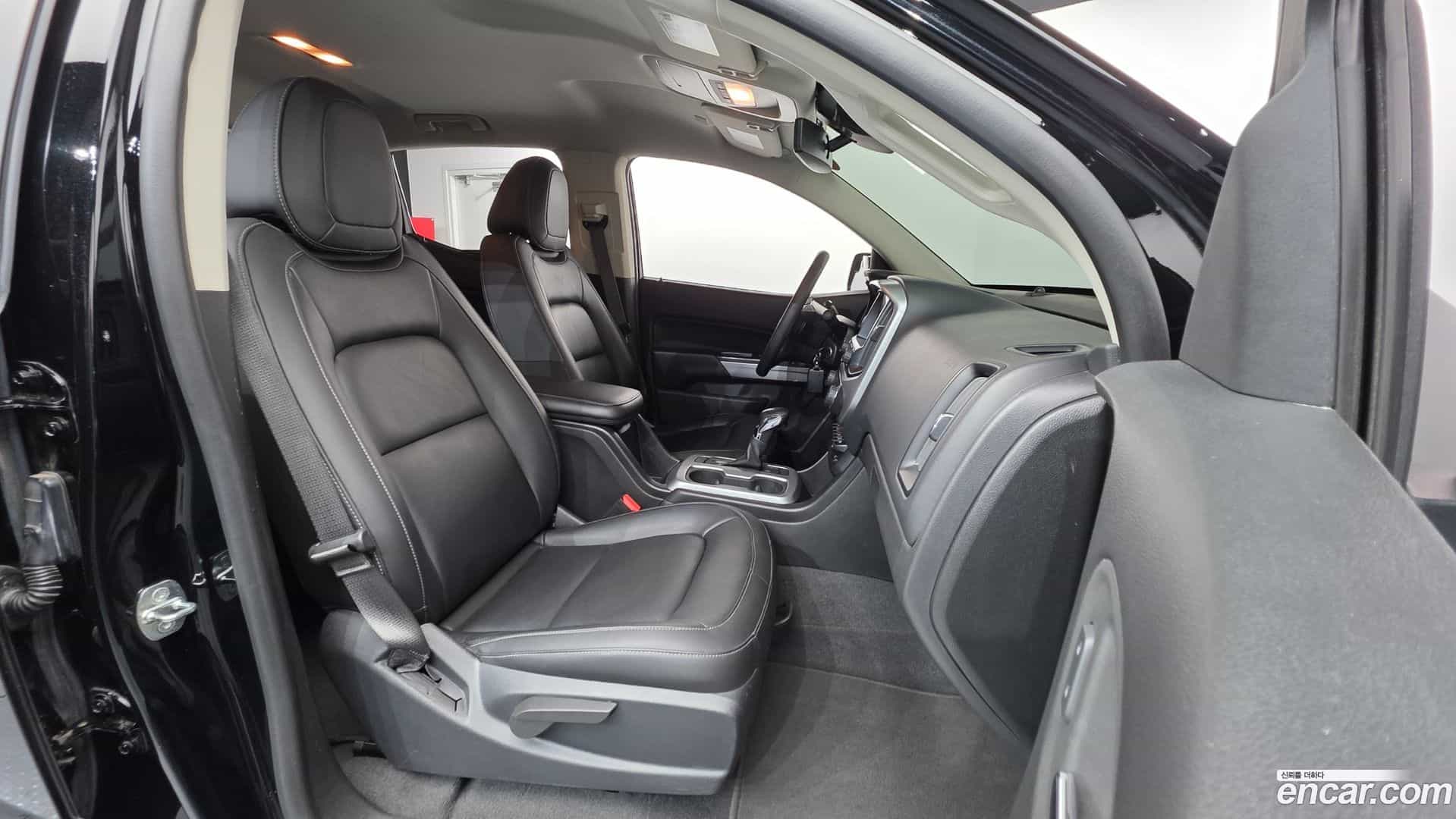 Colorado Chevrolet 2022.1-INNER-010