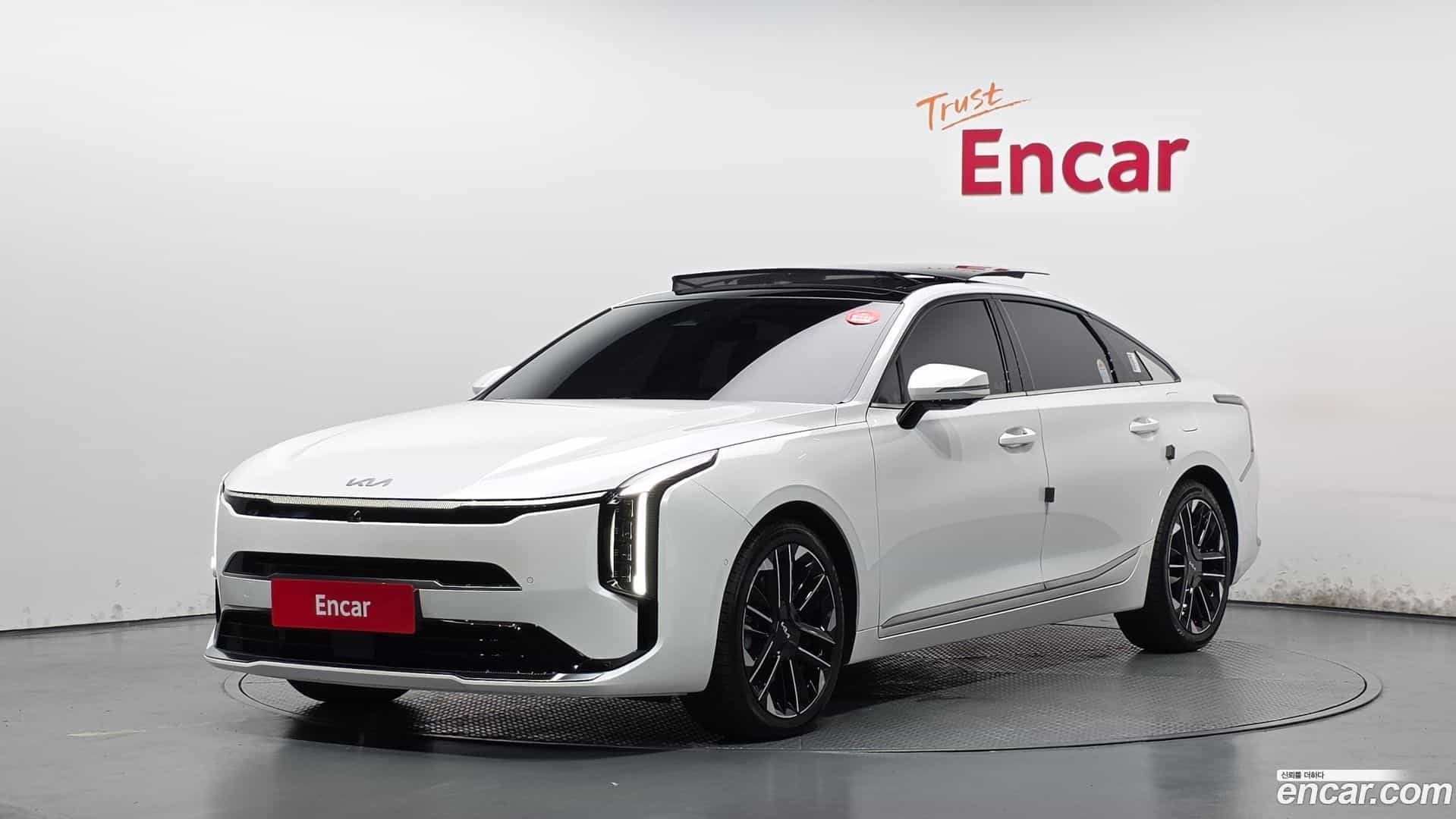 K8 Kia 2025.4-OUTER-001