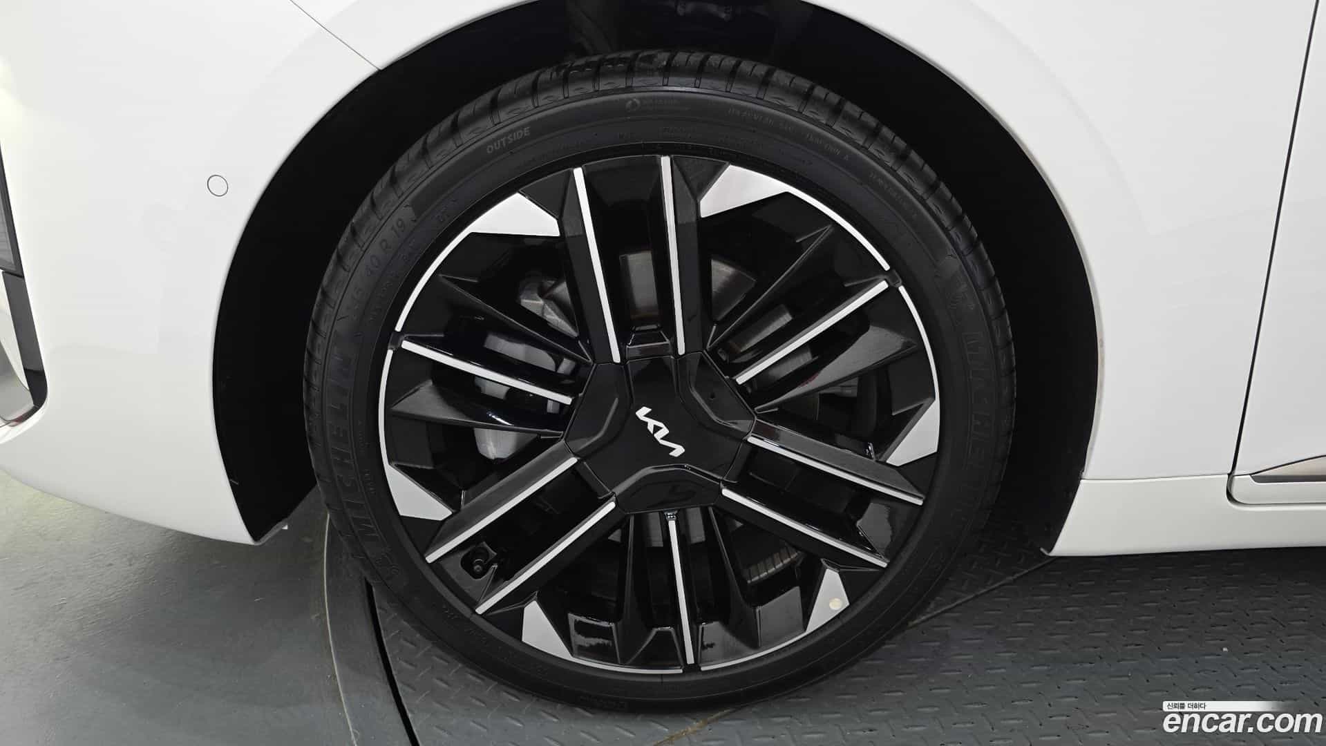 K8 Kia 2025.4-OUTER-005