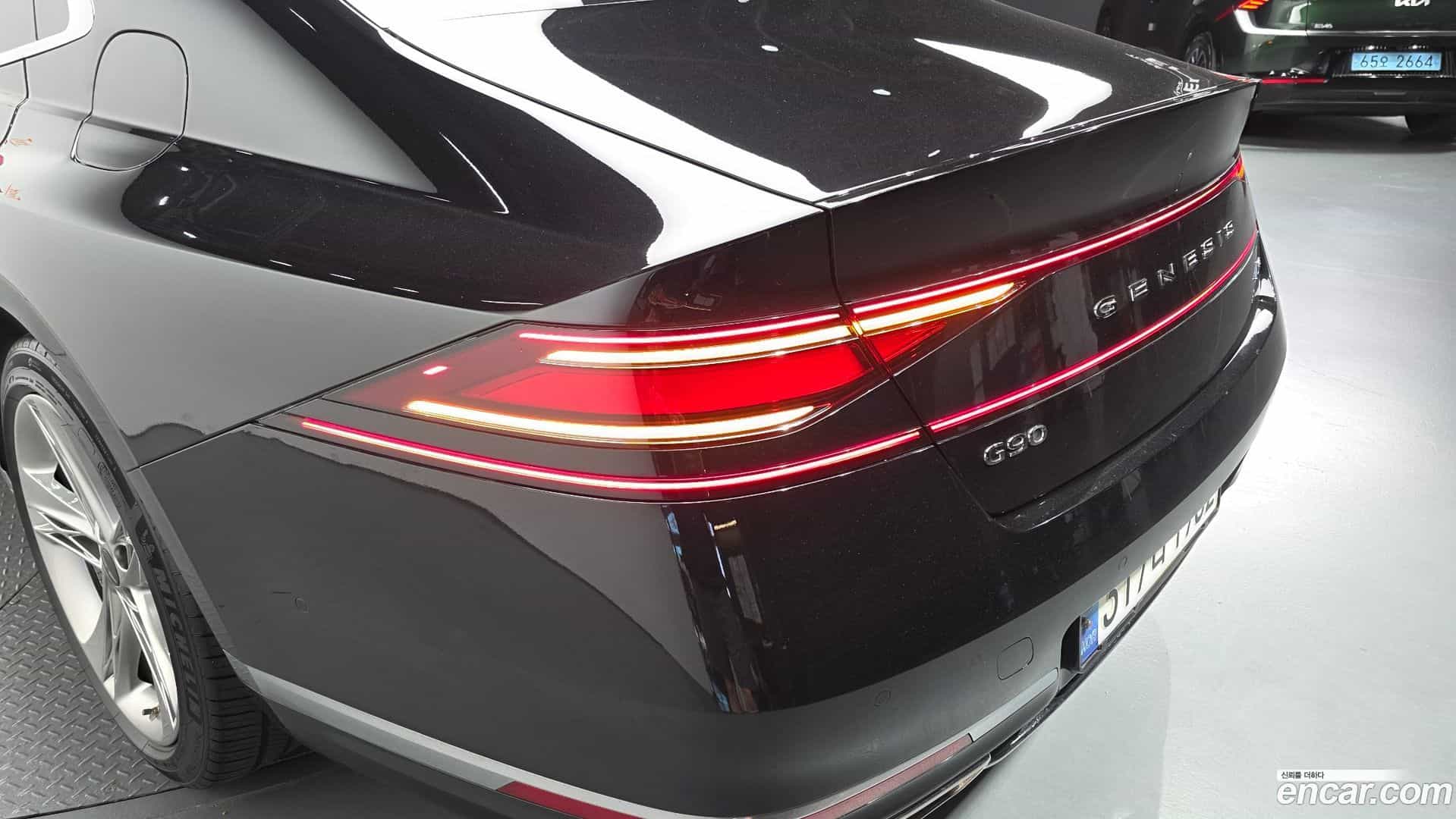 G90 Genesis 2022.3-OUTER-033