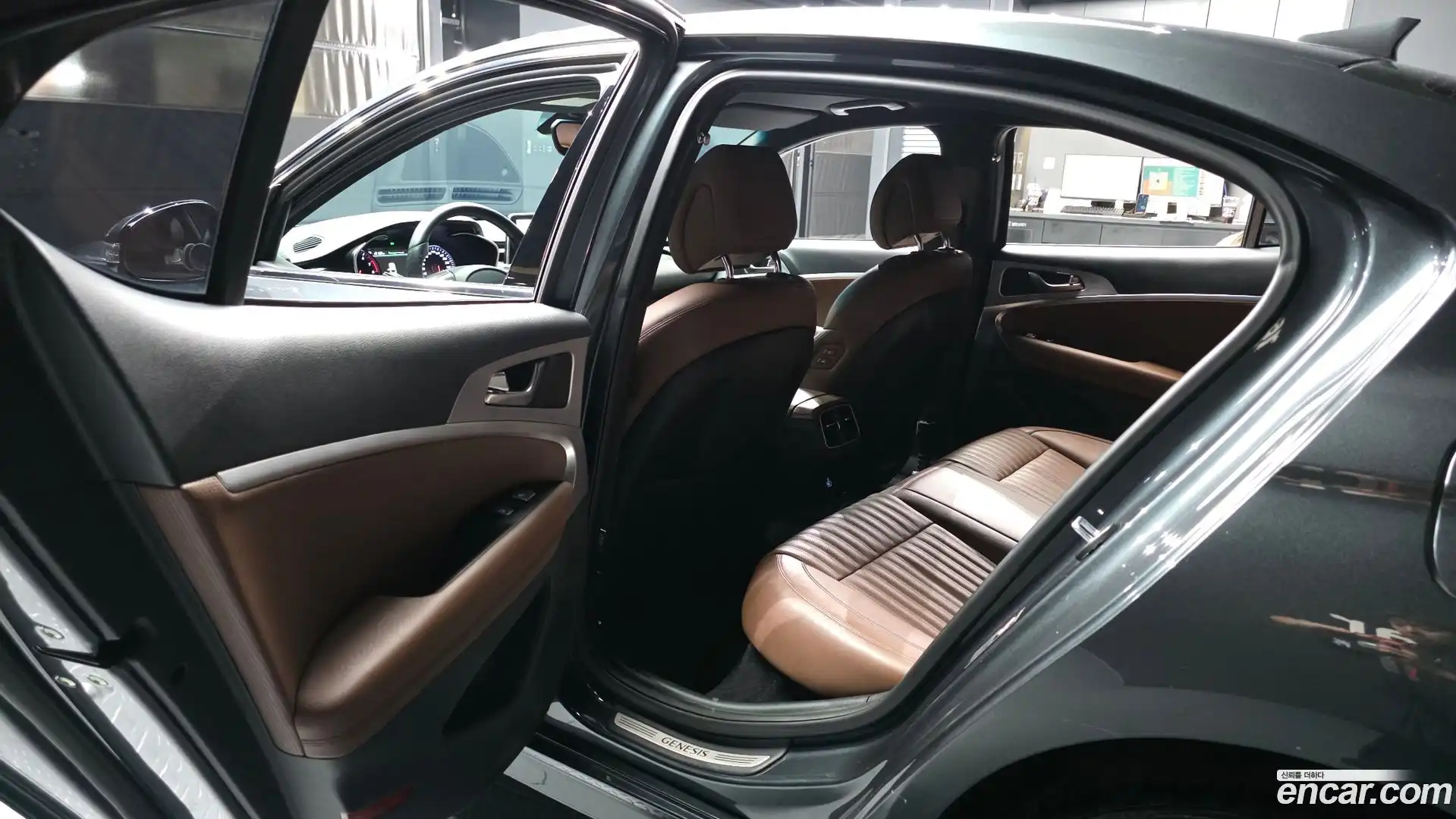 G70 Genesis 2019.4-INNER-036
