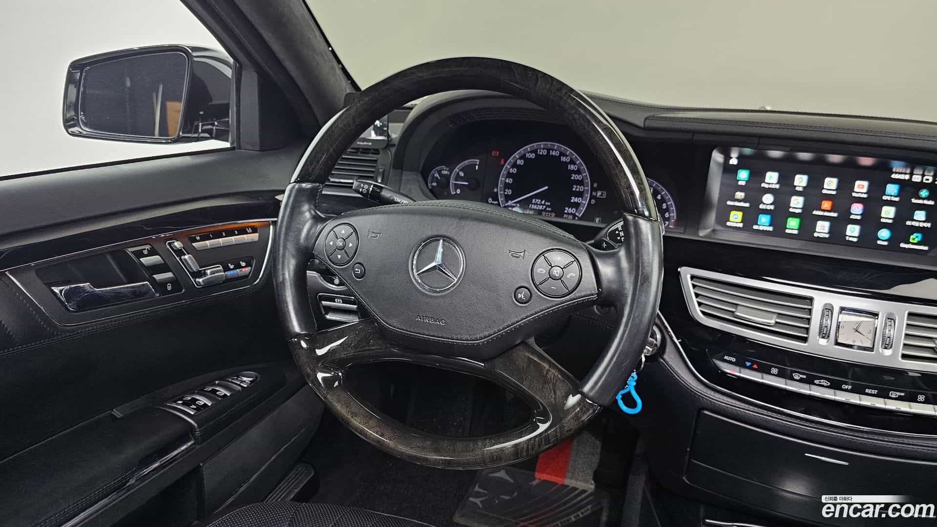S-Class Mercedes-Benz 2013.4-OPTION-017
