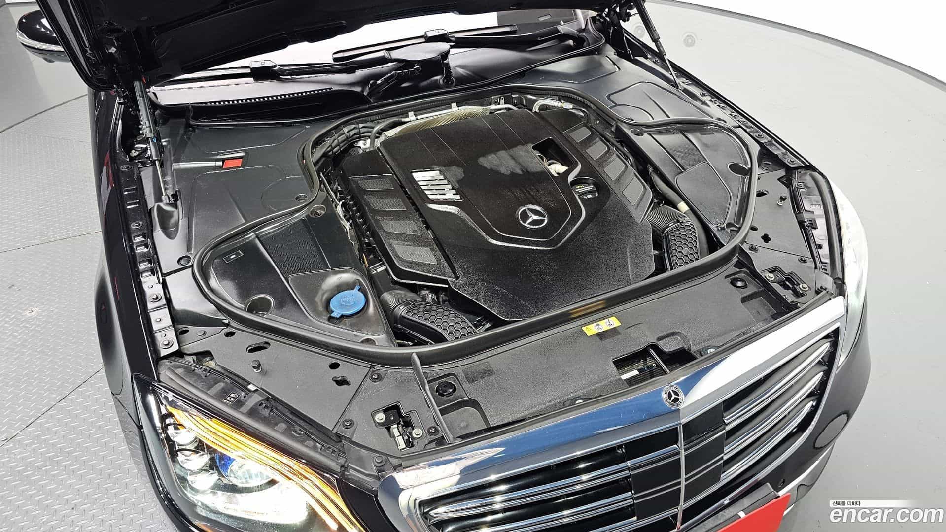 S-Class Mercedes-Benz 2018.0-OUTER-006