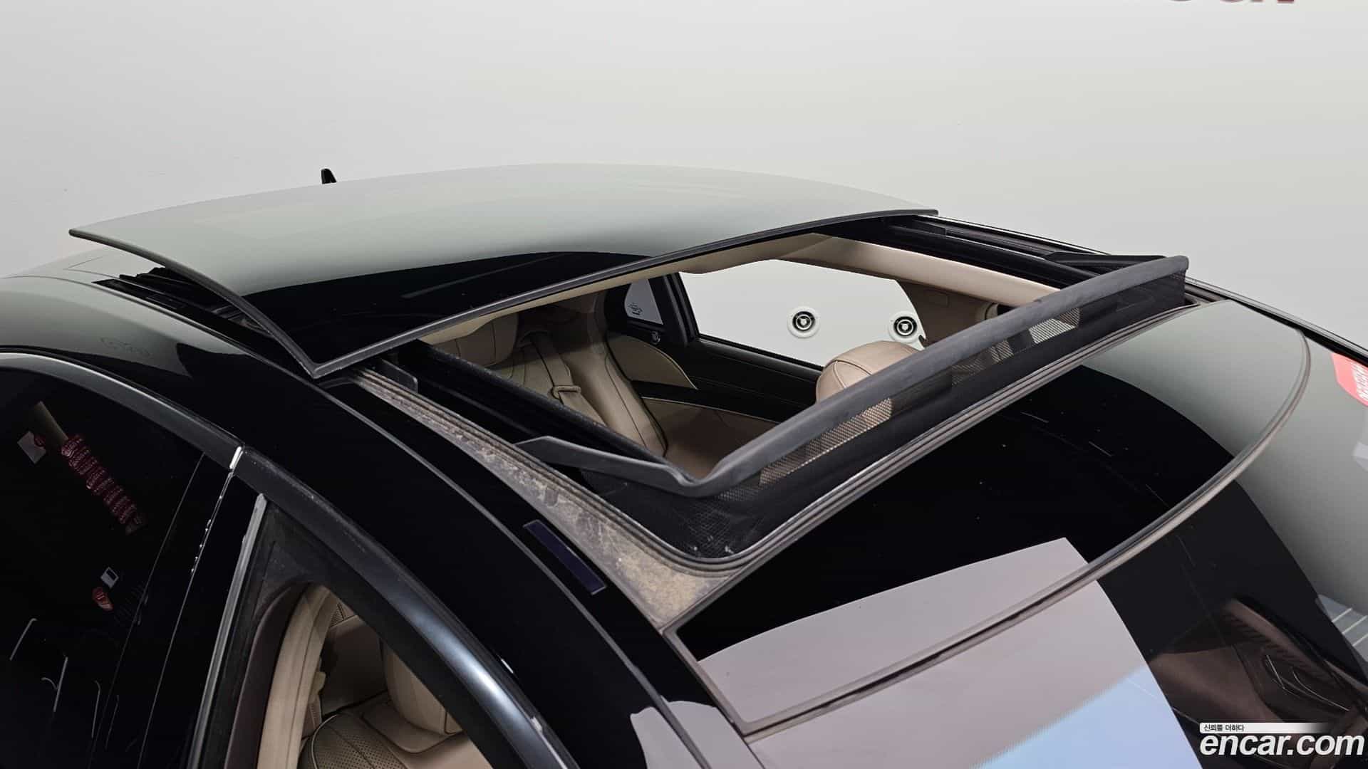 S-Class Mercedes-Benz 2018.0-OPTION-020