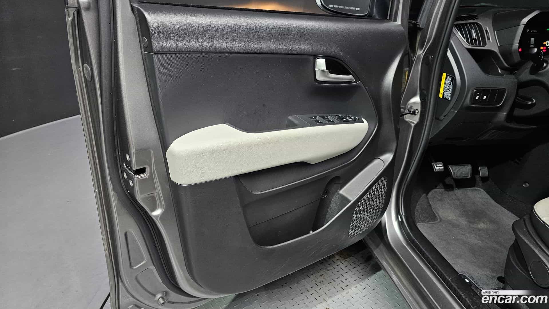 RAY Kia 2023.11-INNER-034