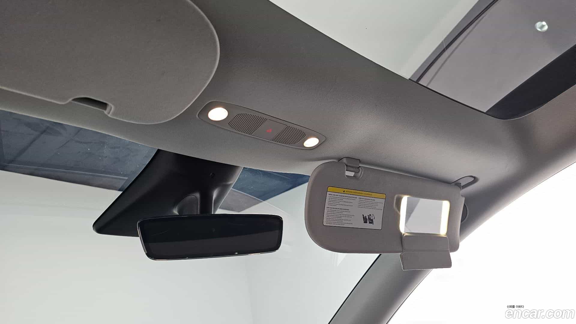 Model Y Tesla 2021.4-OPTION-023