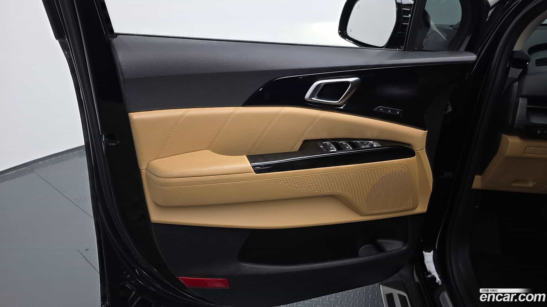 Canival Kia 2022.2-INNER-034