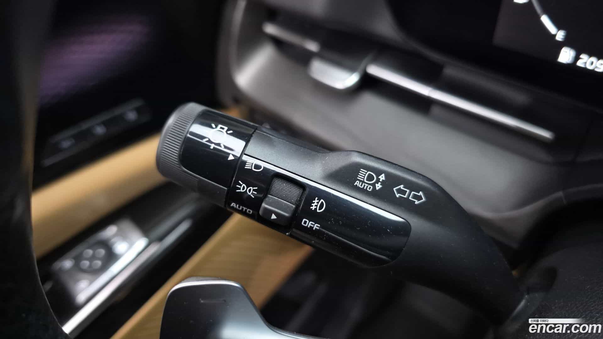 Canival Kia 2022.2-OPTION-042