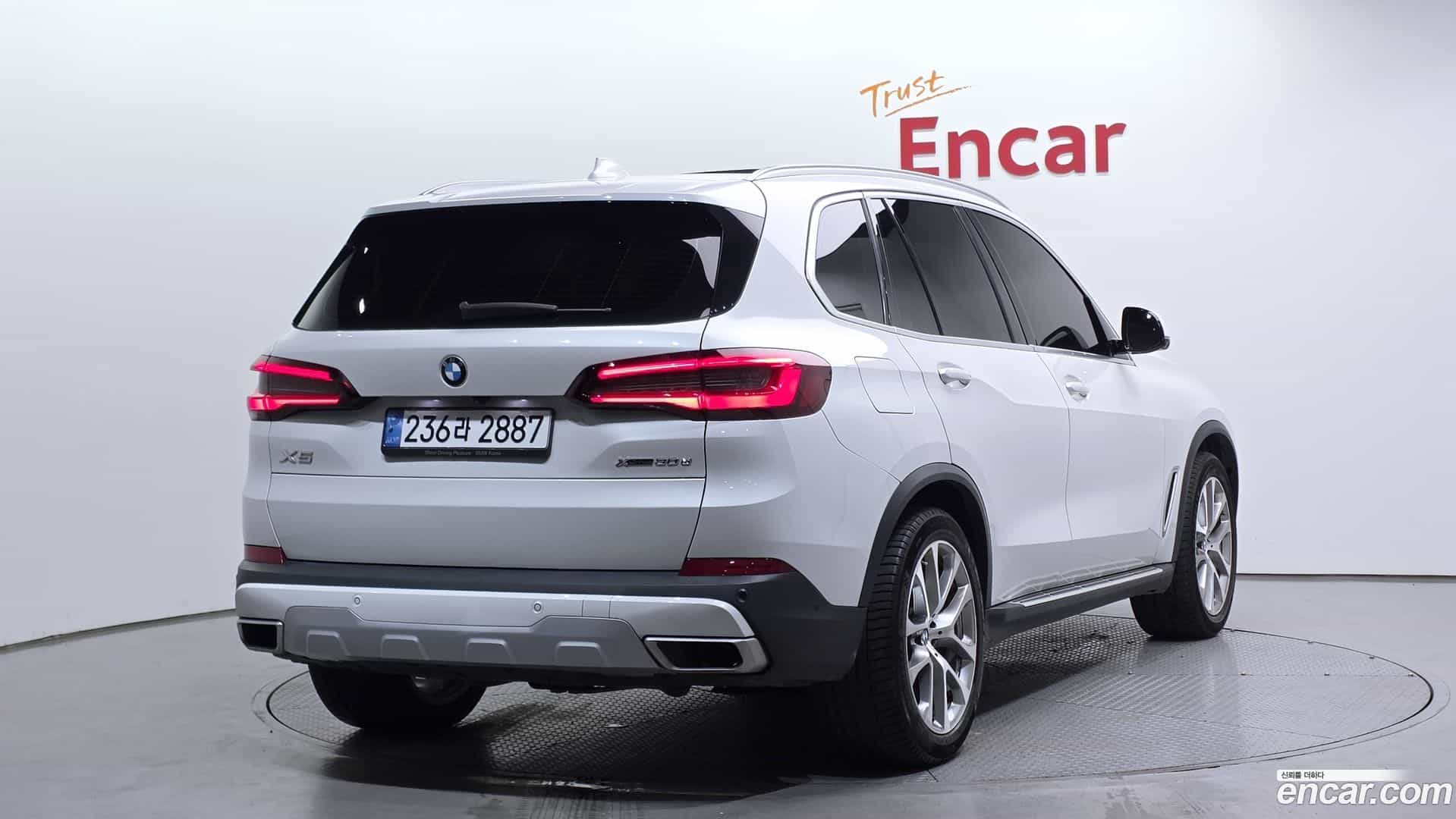 X5 BMW 2021.4-OUTER-002