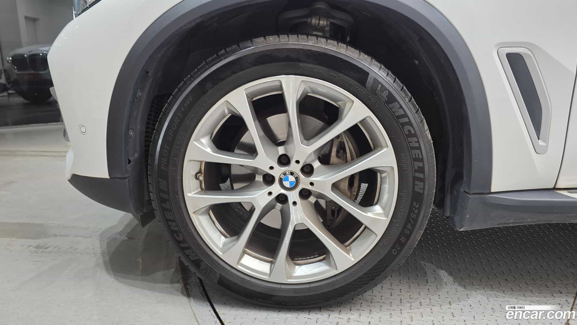 X5 BMW 2021.4-OUTER-005