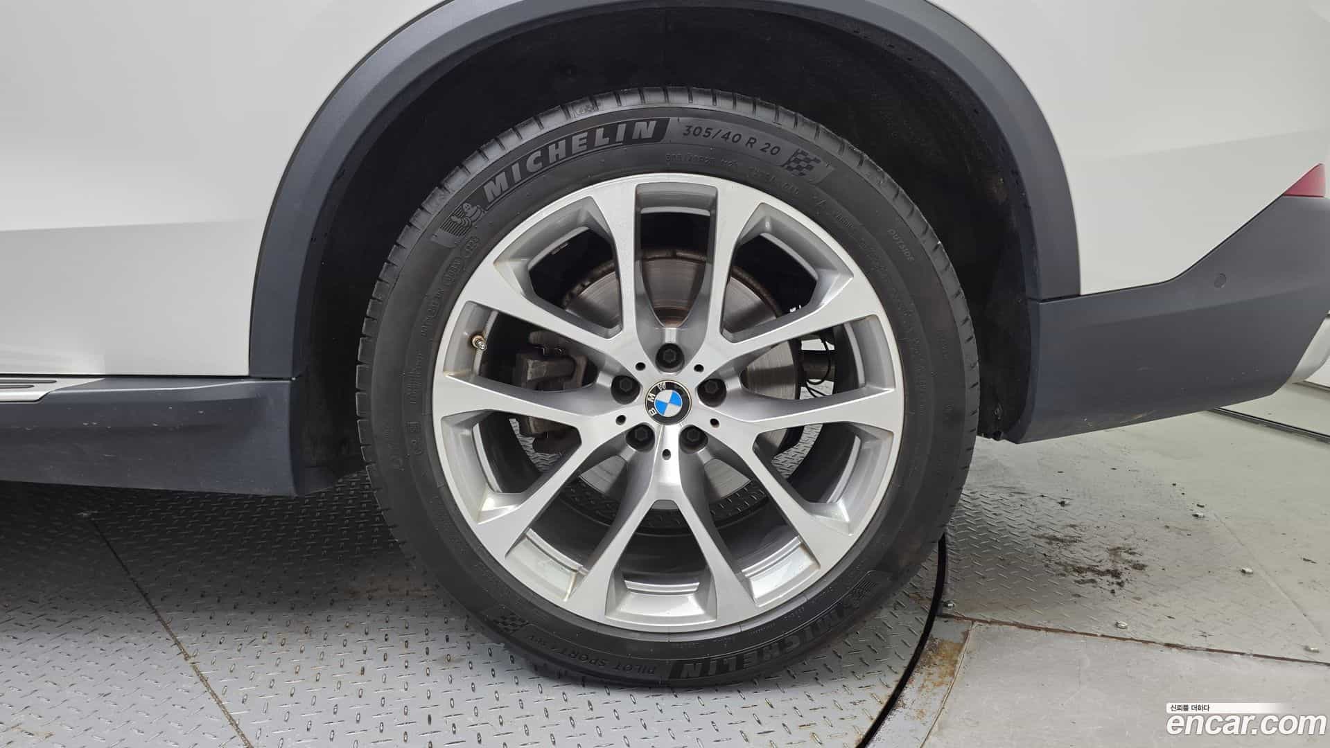 X5 BMW 2021.4-OUTER-031