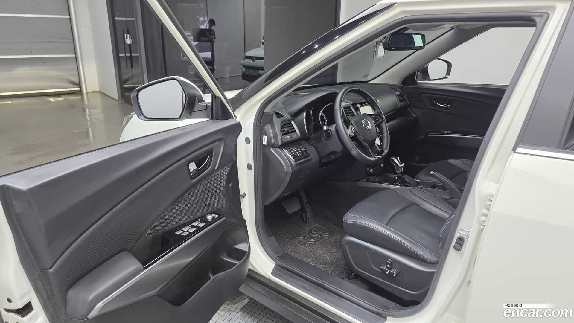 TIBOLI KG Mobility 2019.4-INNER-010