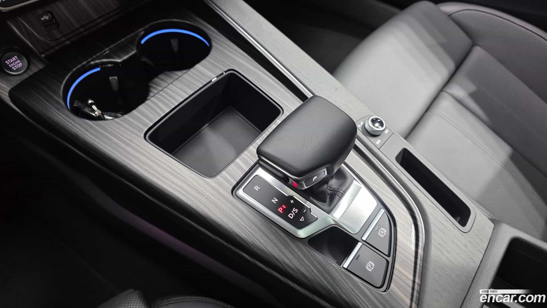A4 Audi 2023.0-INNER-009