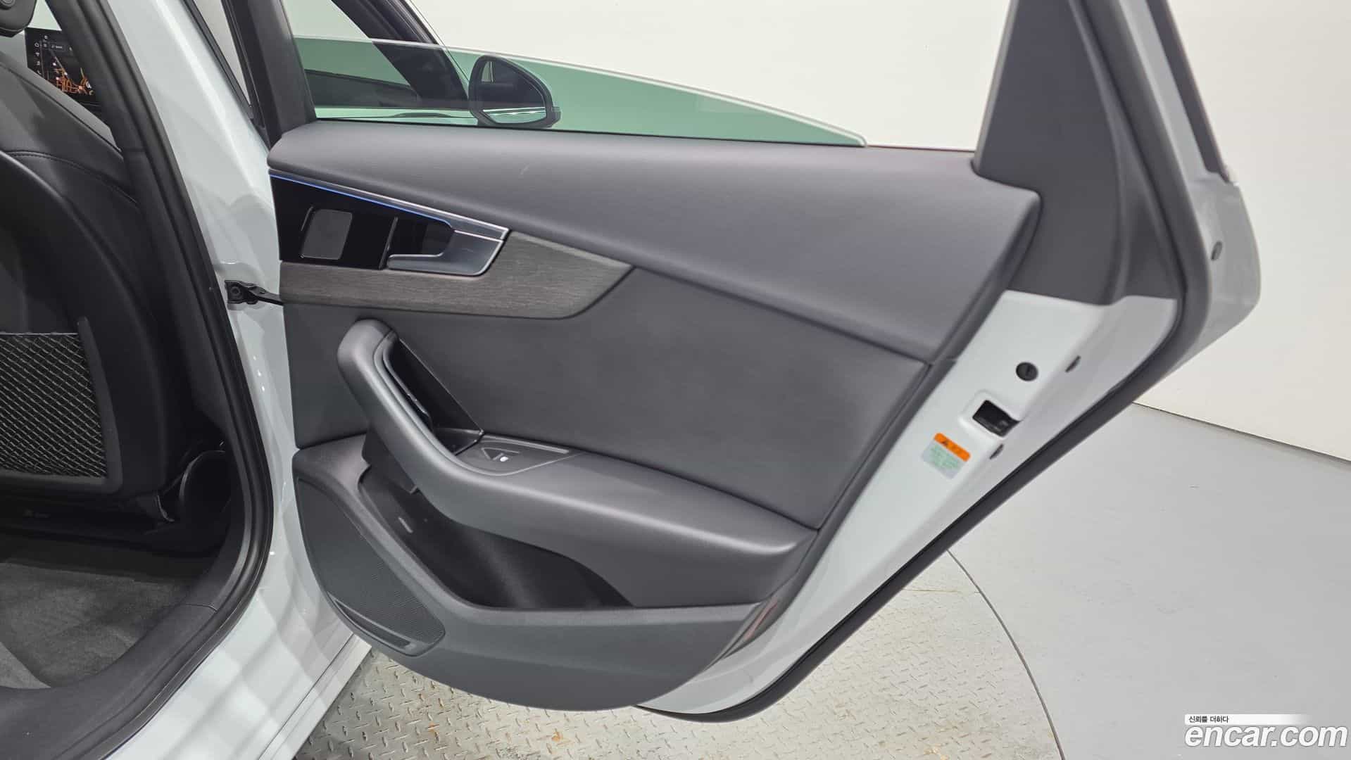 A4 Audi 2023.0-INNER-035