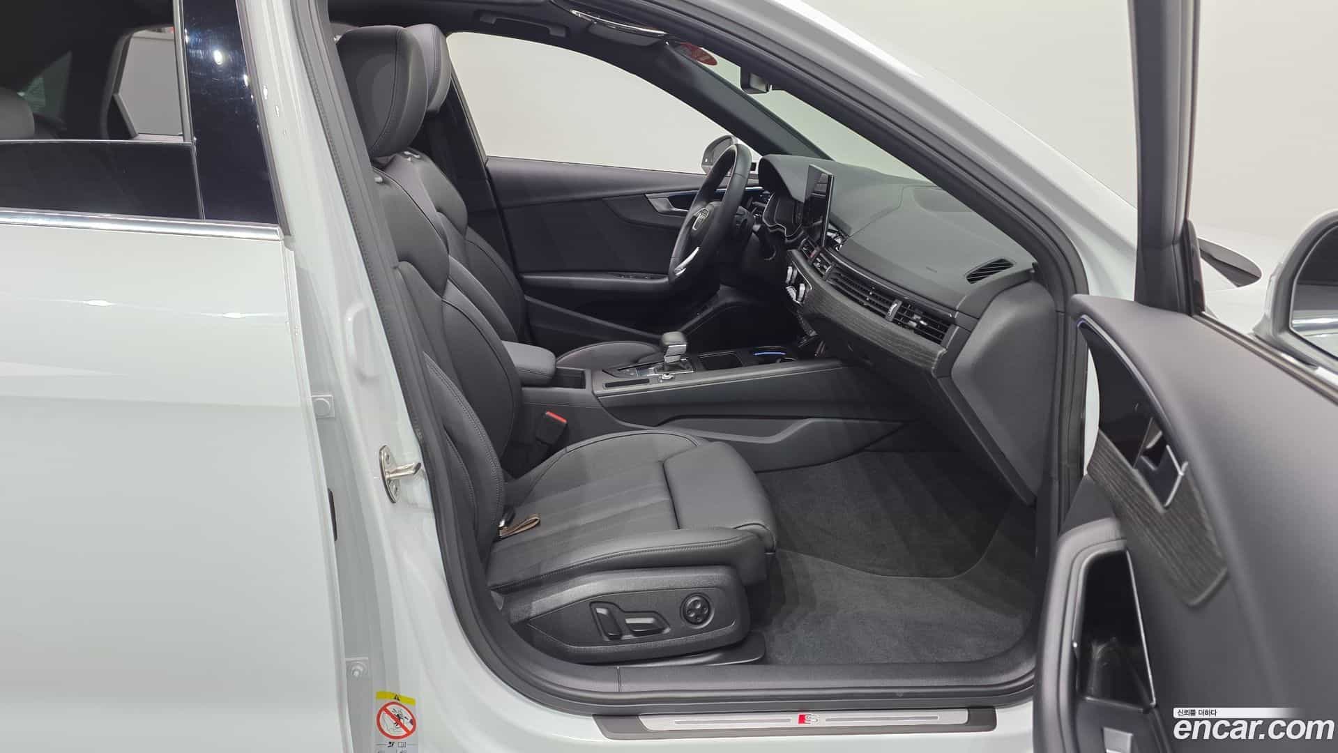 A4 Audi 2023.0-INNER-036