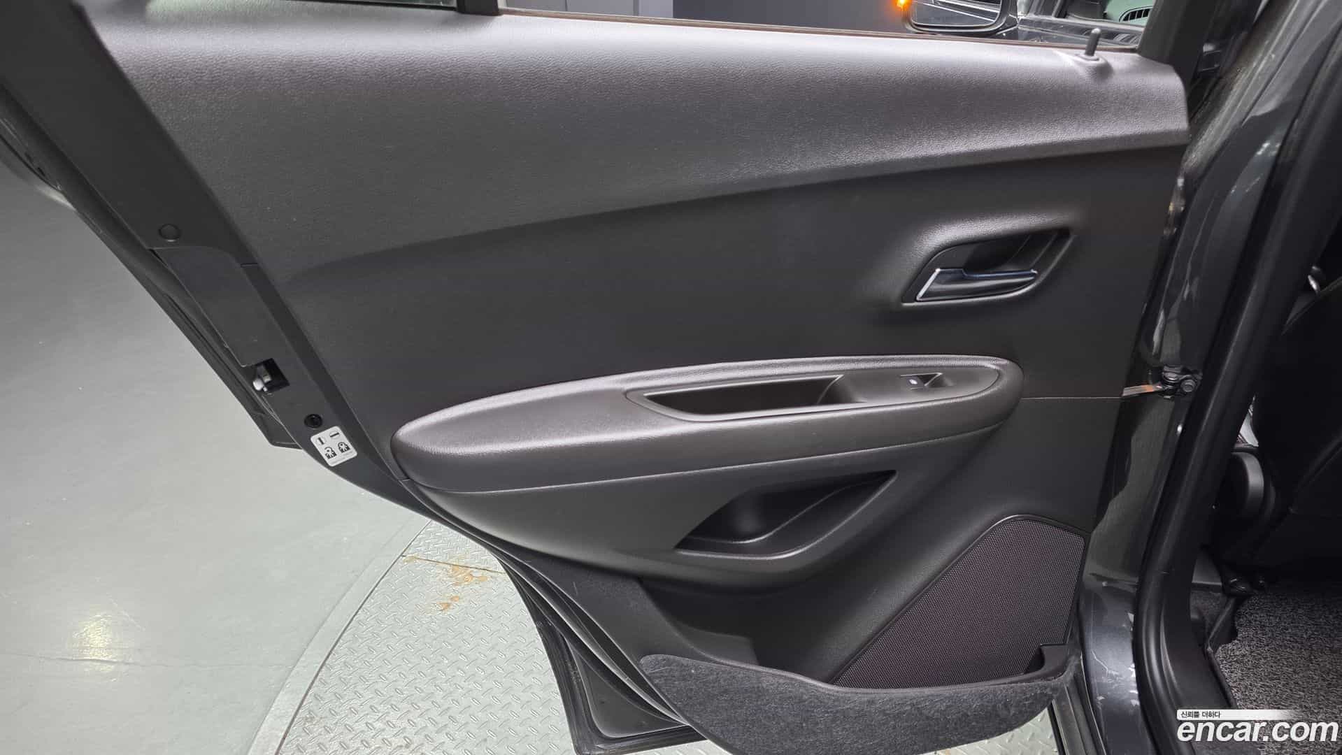 Trax Chevrolet 2018.4-INNER-035