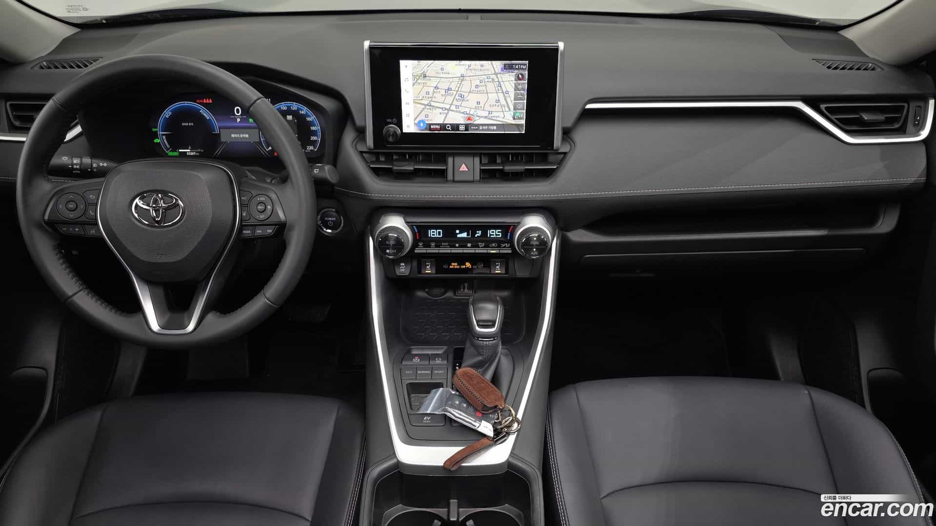 RAV4 Toyota 2024.10-INNER-007