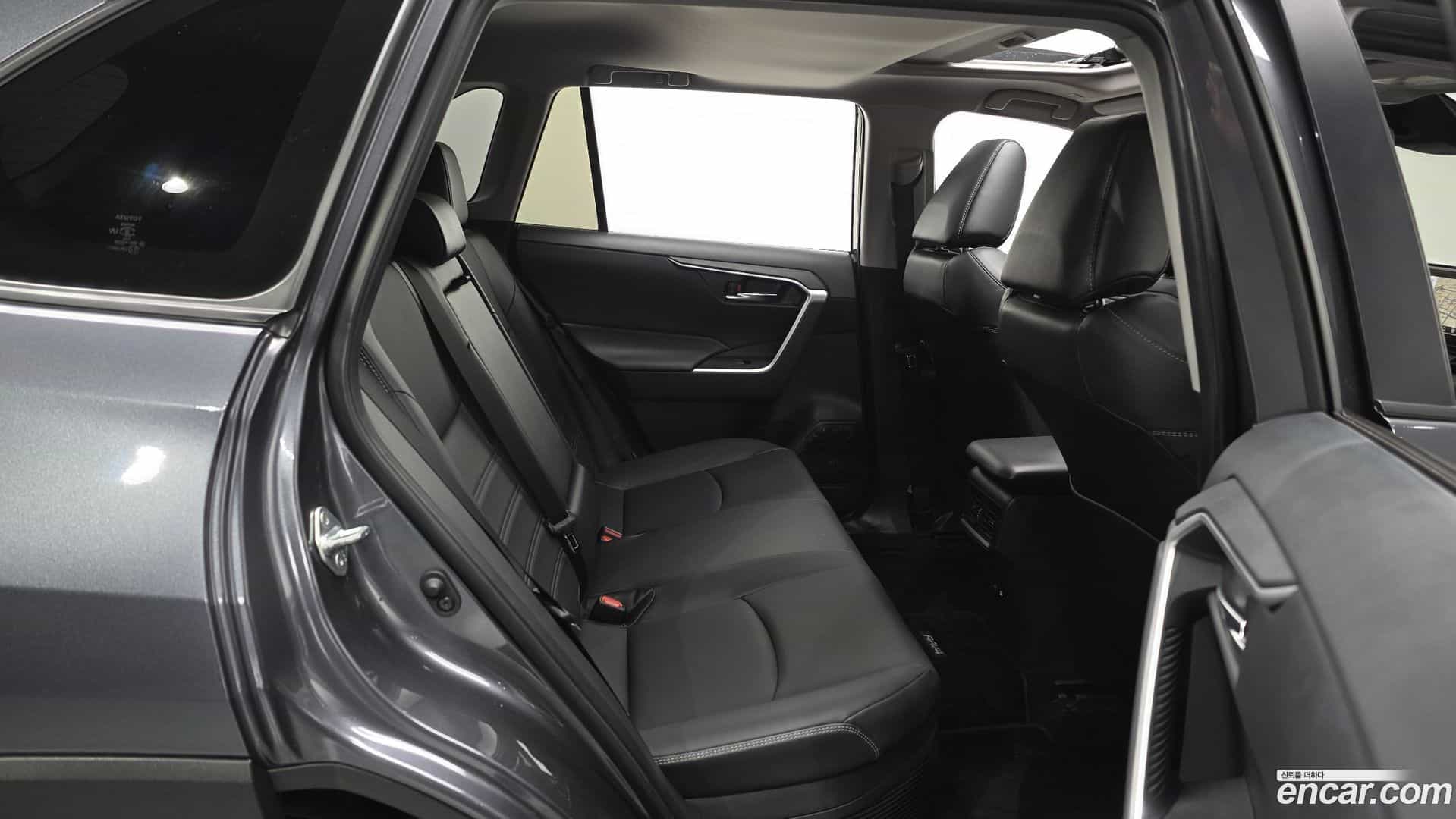 RAV4 Toyota 2024.10-OPTION-015