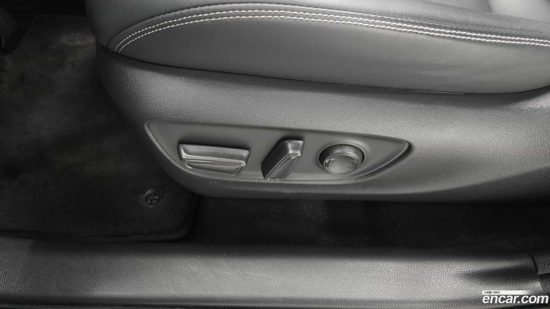 RAV4 Toyota 2024.10-OPTION-043