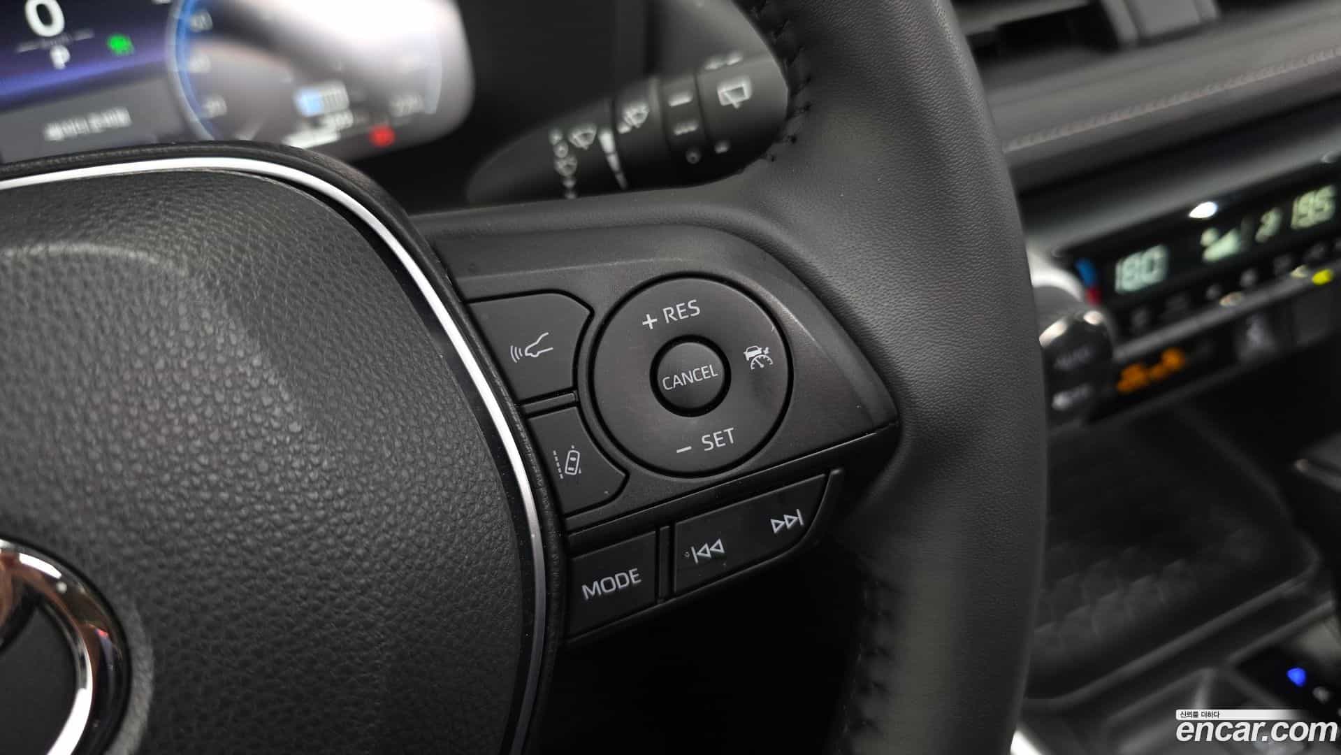 RAV4 Toyota 2024.10-OPTION-045