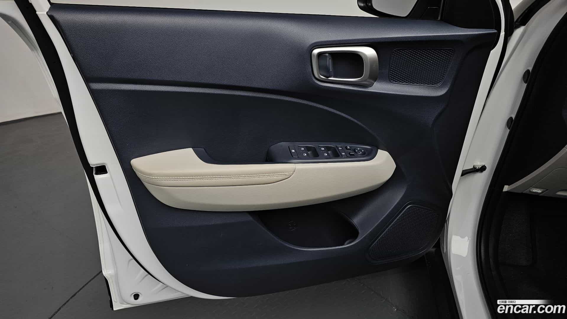 Venue Hyundai 2026.0-INNER-034
