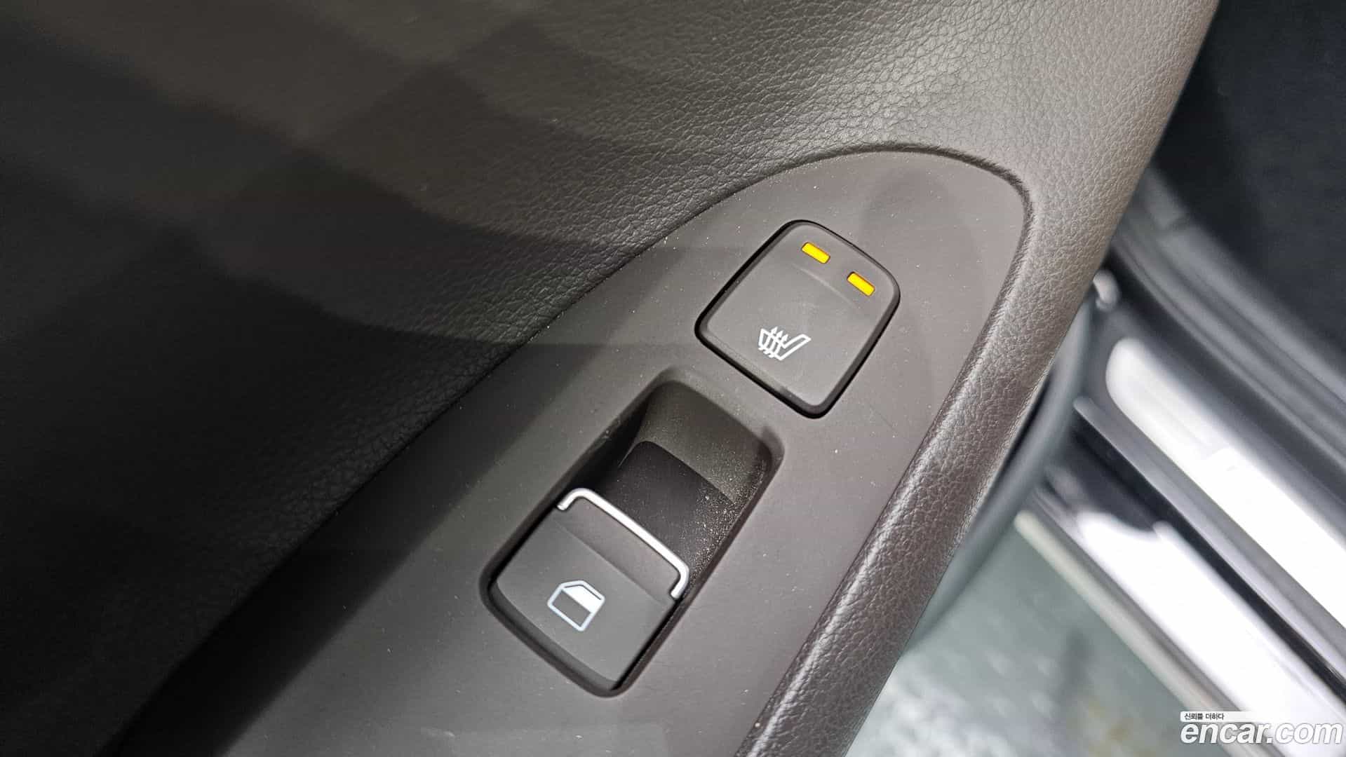 Grandeur Hyundai 2019.5-OPTION-024