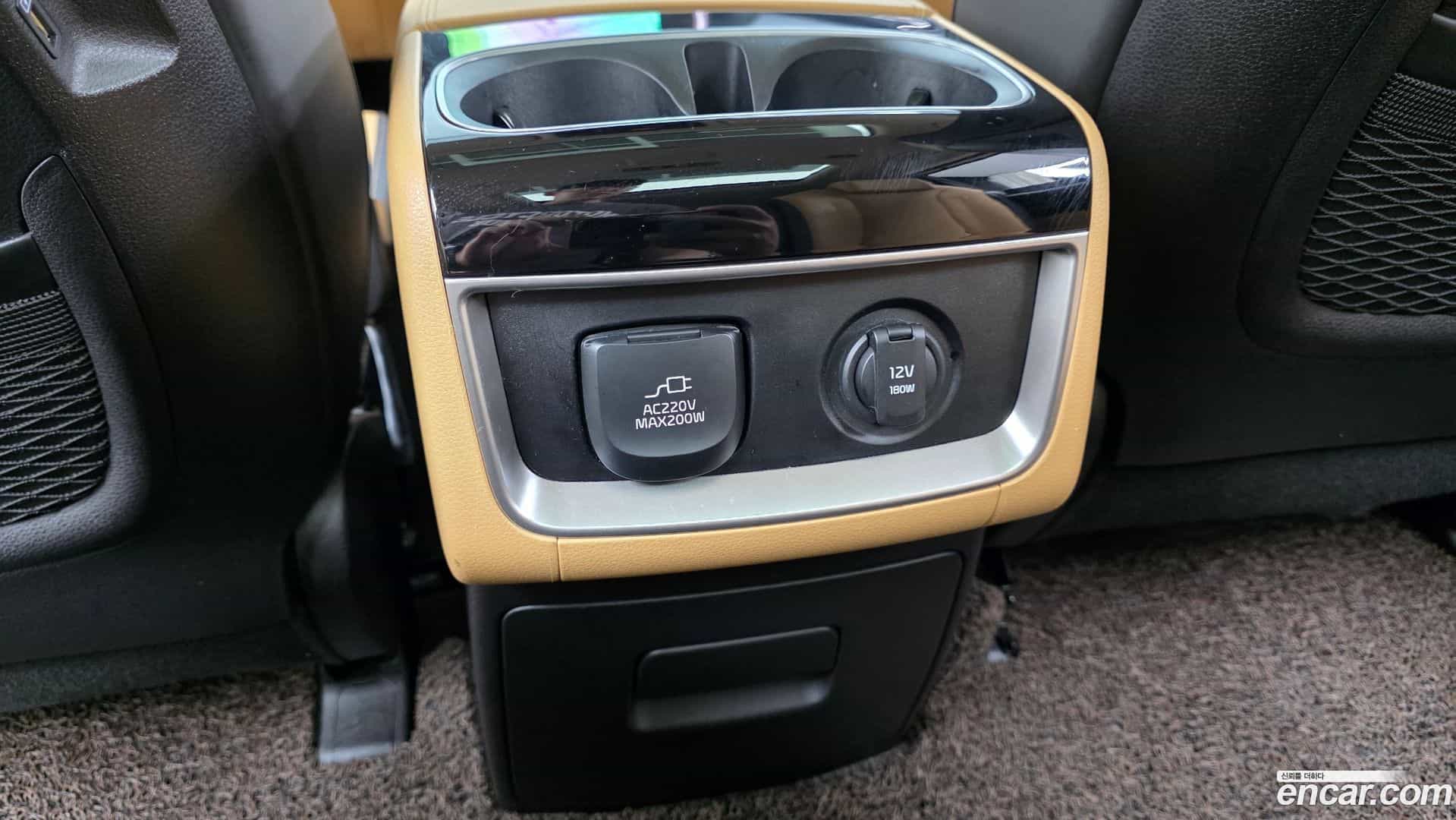 Canival Kia 2022.7-OPTION-045
