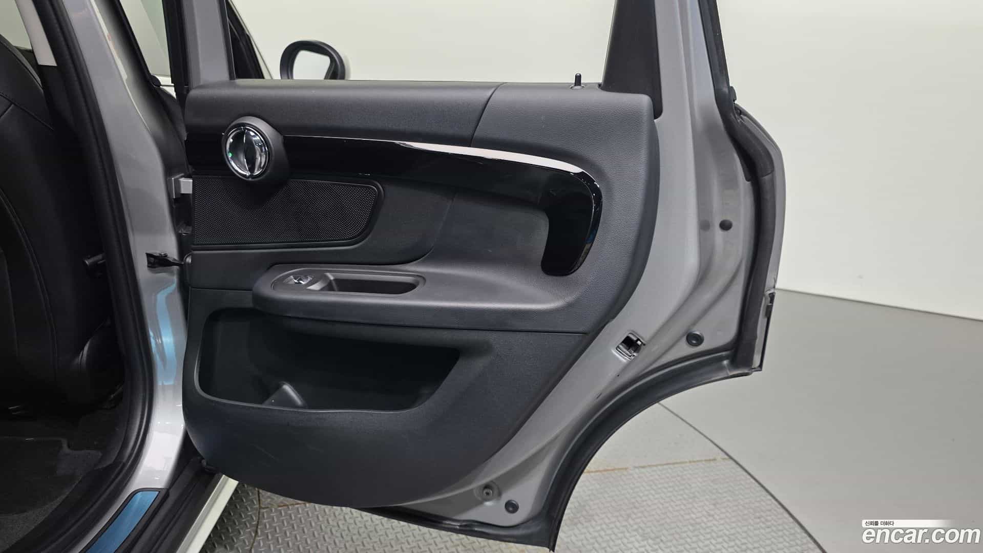 Countryman Mini 2023.5-INNER-035