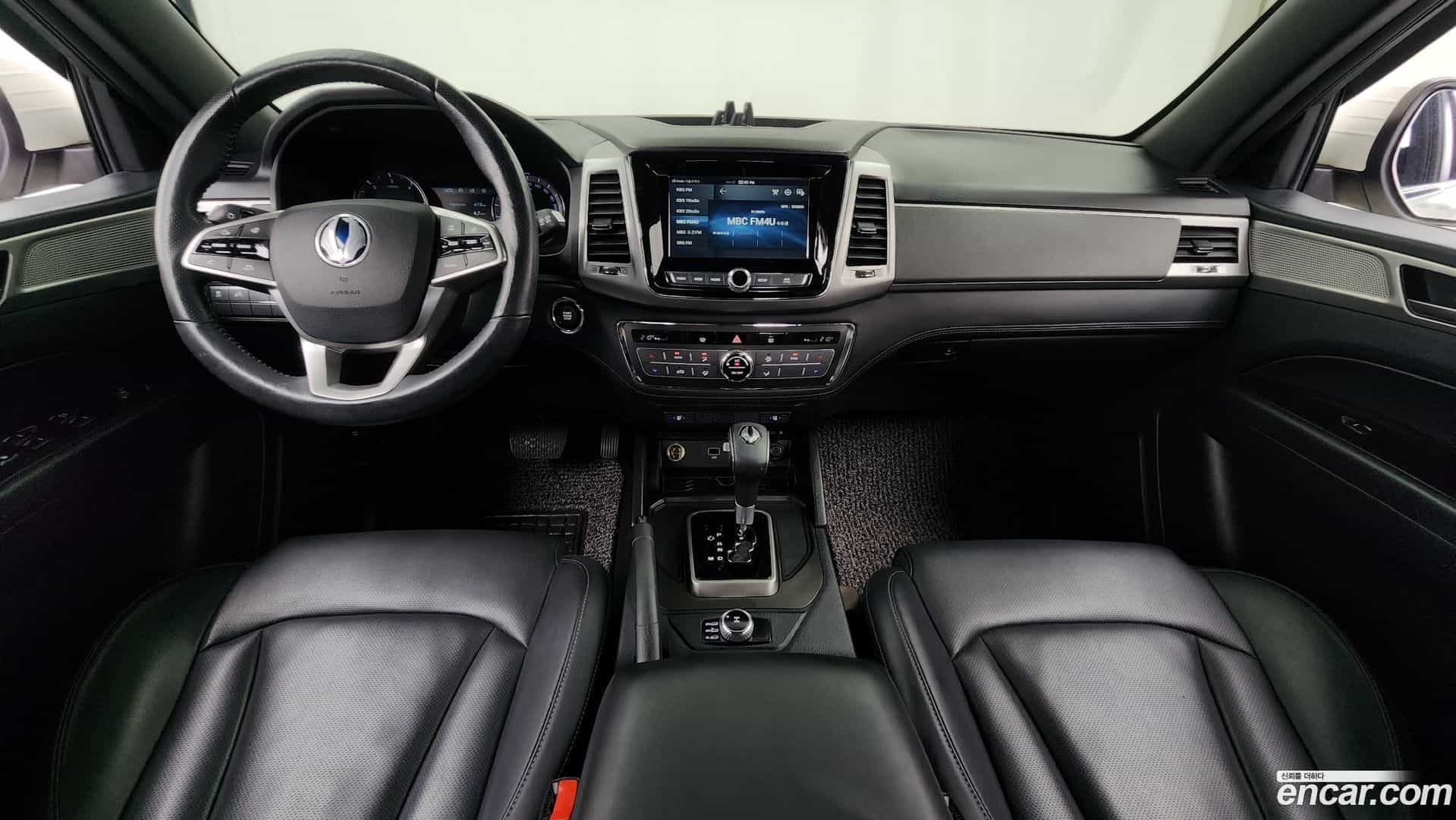 Rexton KG Mobility 2019.3-INNER-007