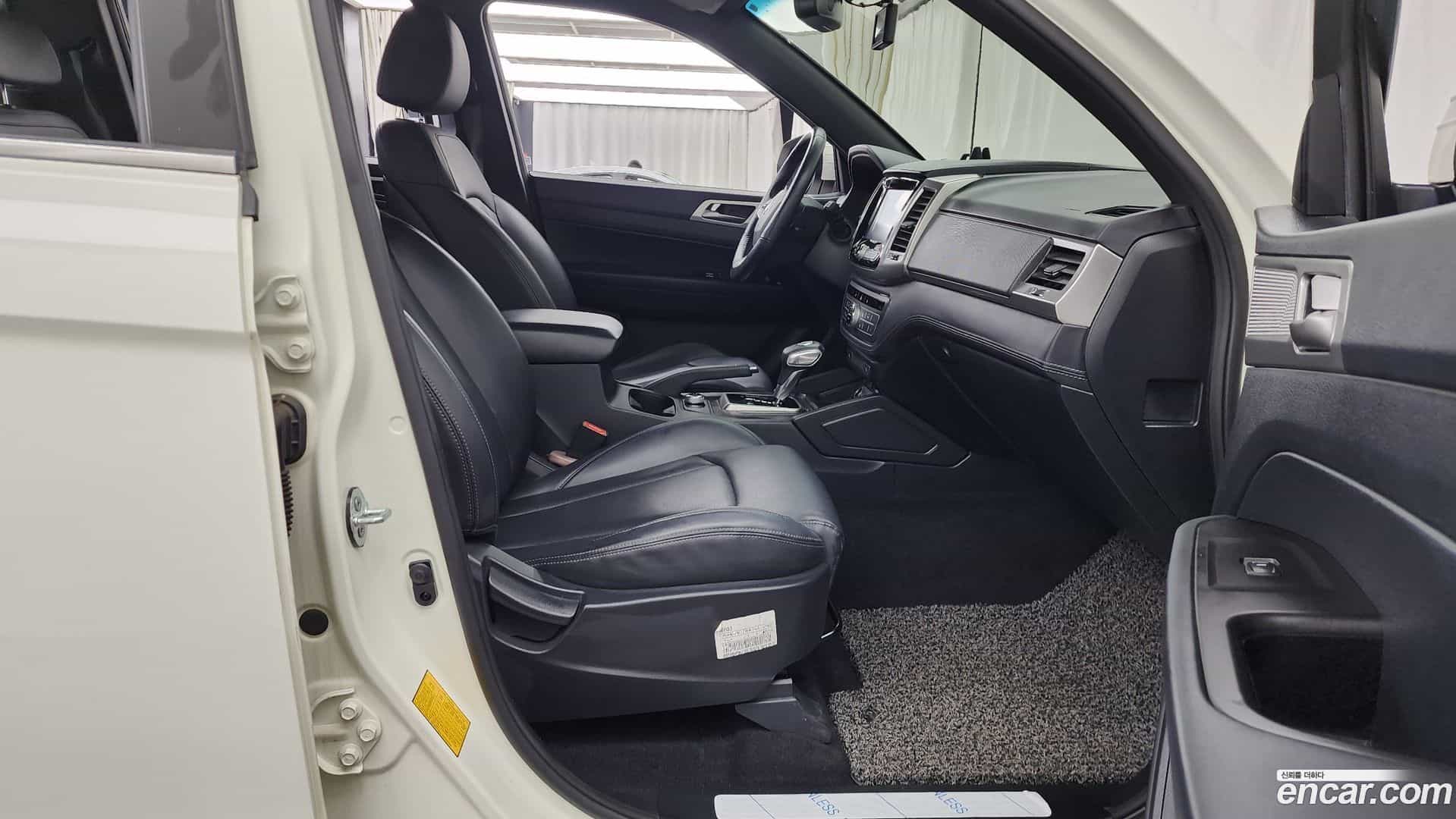 Rexton KG Mobility 2019.3-OPTION-015