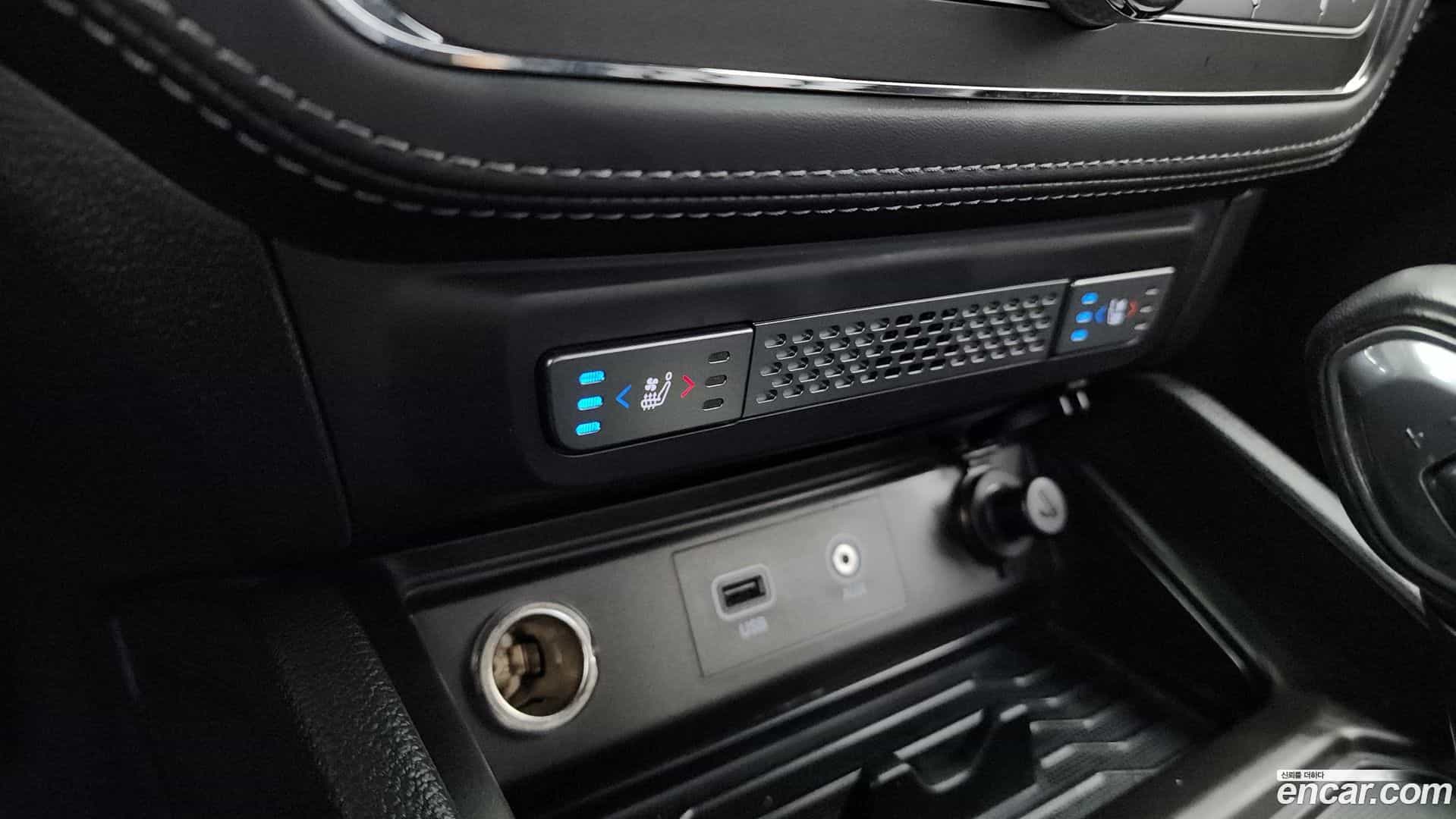 Rexton KG Mobility 2019.3-OPTION-043