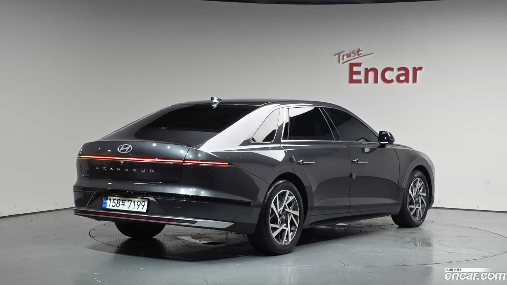 Grandeur Hyundai 2023.6-OUTER-002