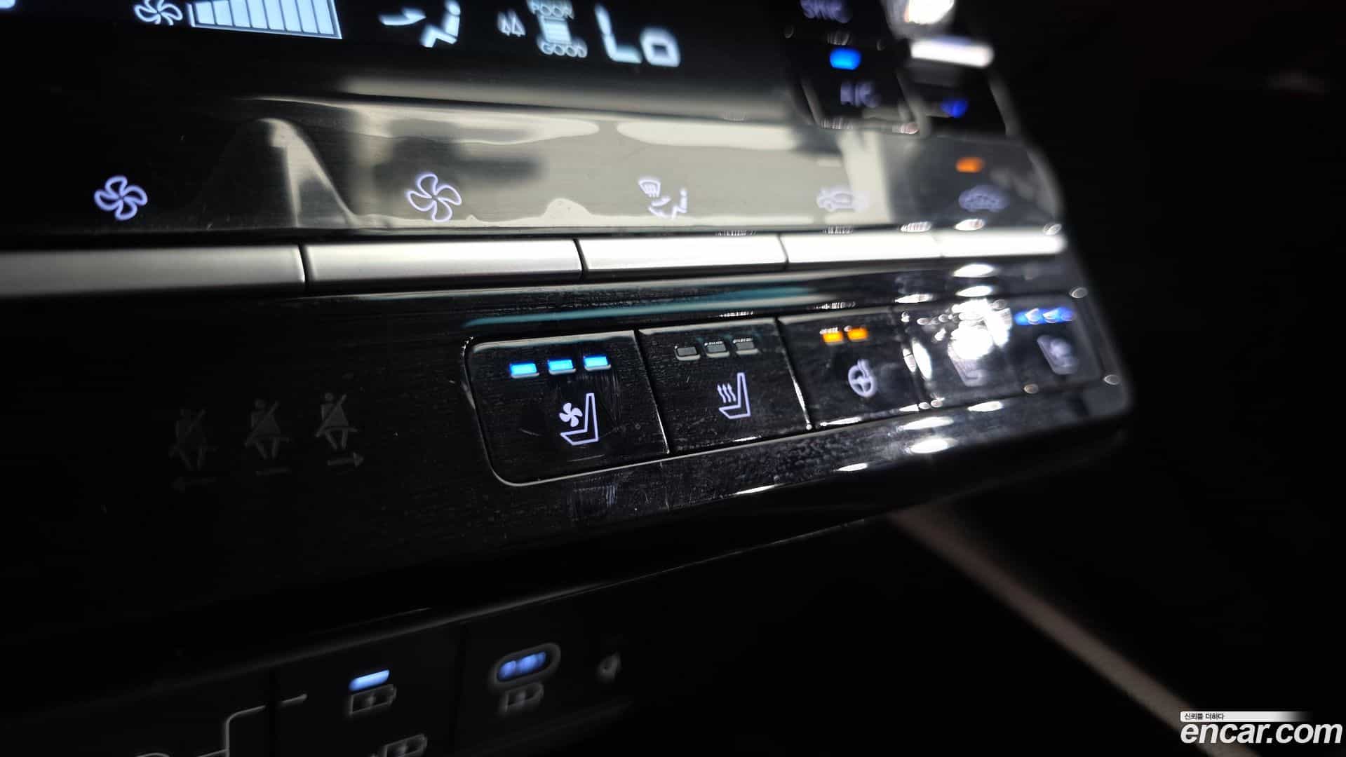 Grandeur Hyundai 2023.6-OPTION-045