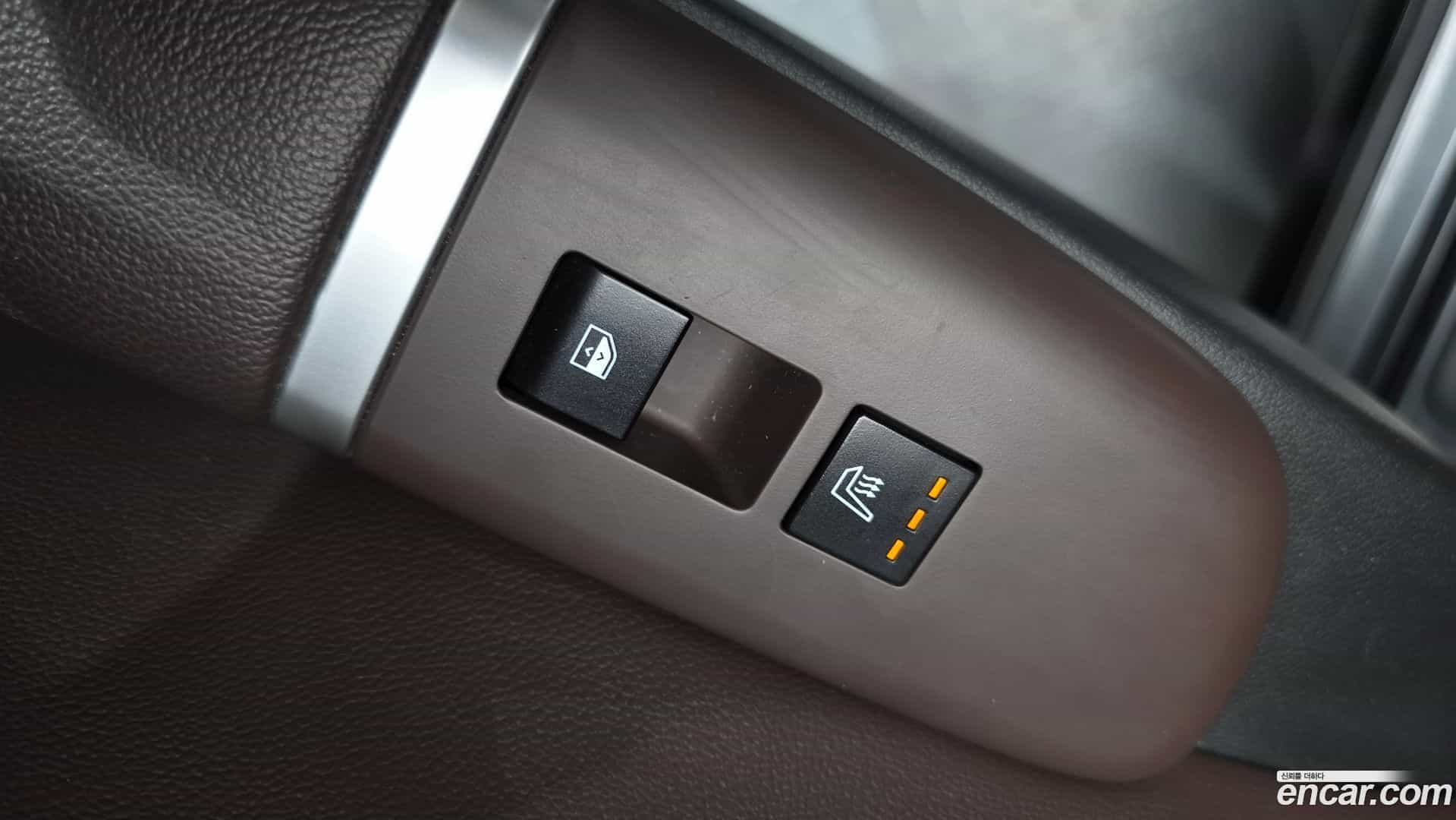 Grandeur Hyundai 2023.6-OPTION-047