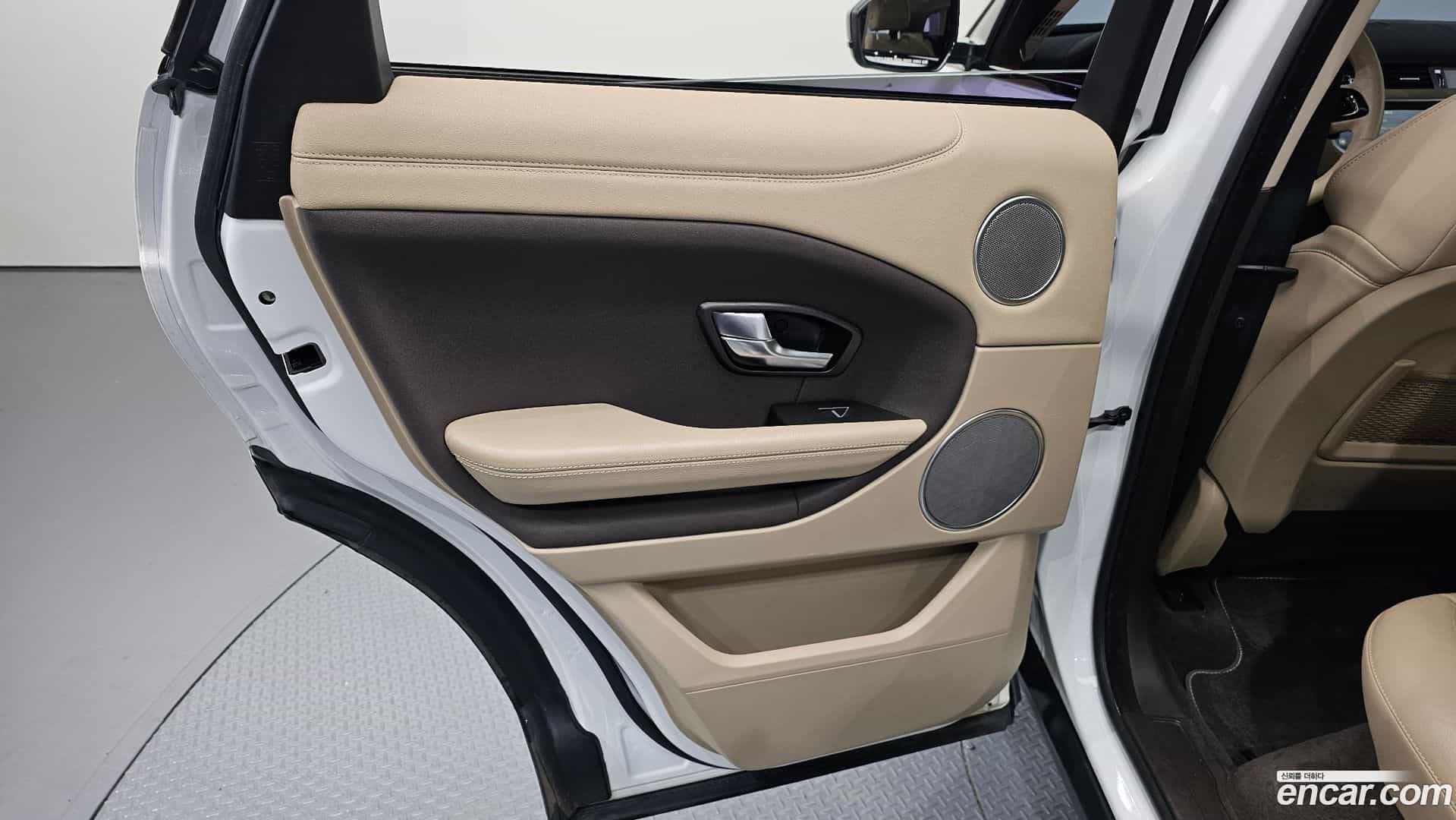 Range Rover Evoque Land Rover 2018.3-INNER-035