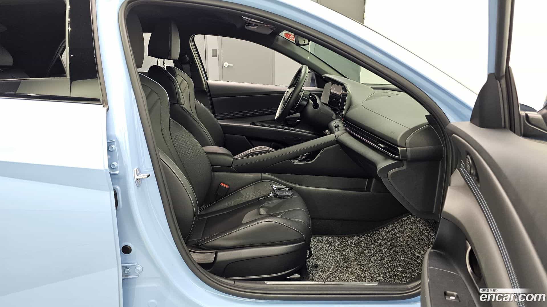 AVANTE Hyundai 2025.0-INNER-036