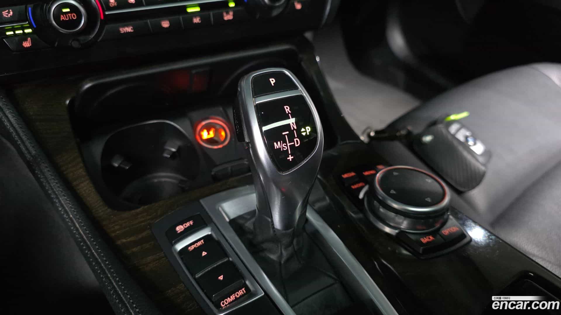 5-Series BMW 2016.6-INNER-009