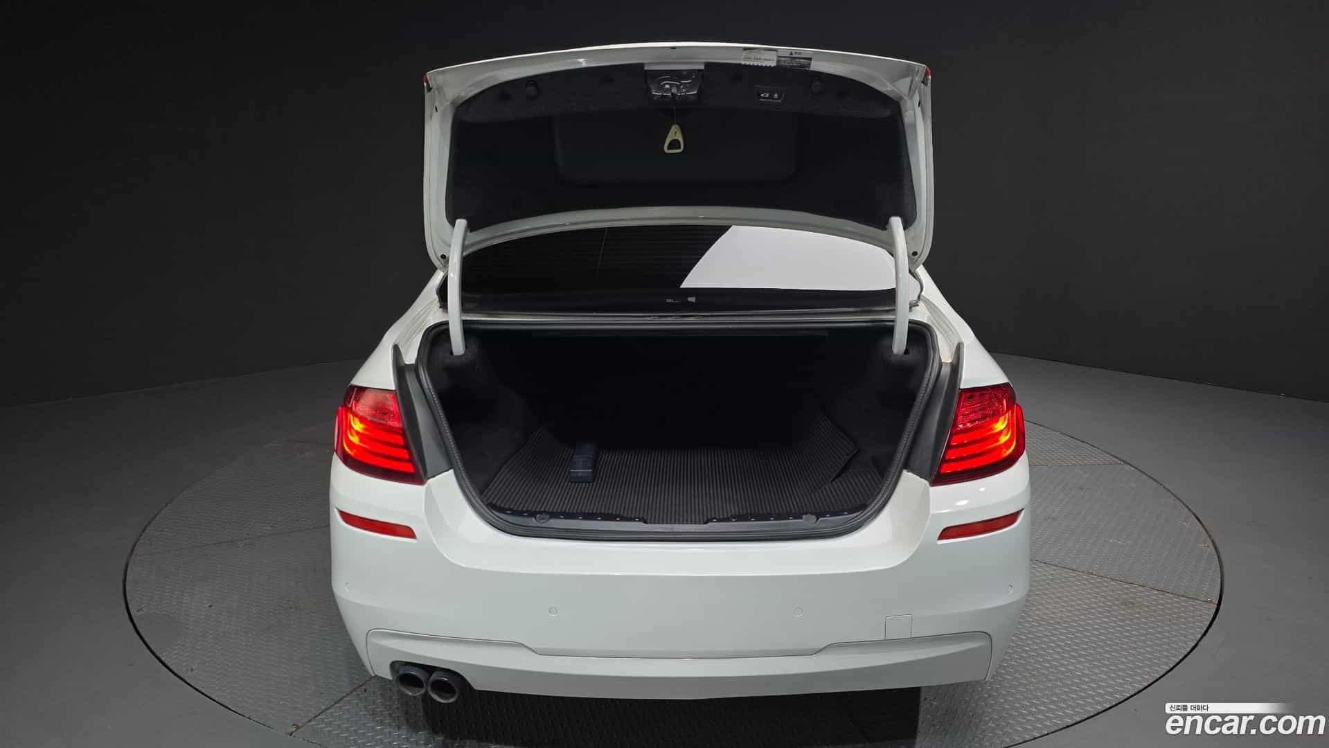 5-Series BMW 2016.6-OPTION-022