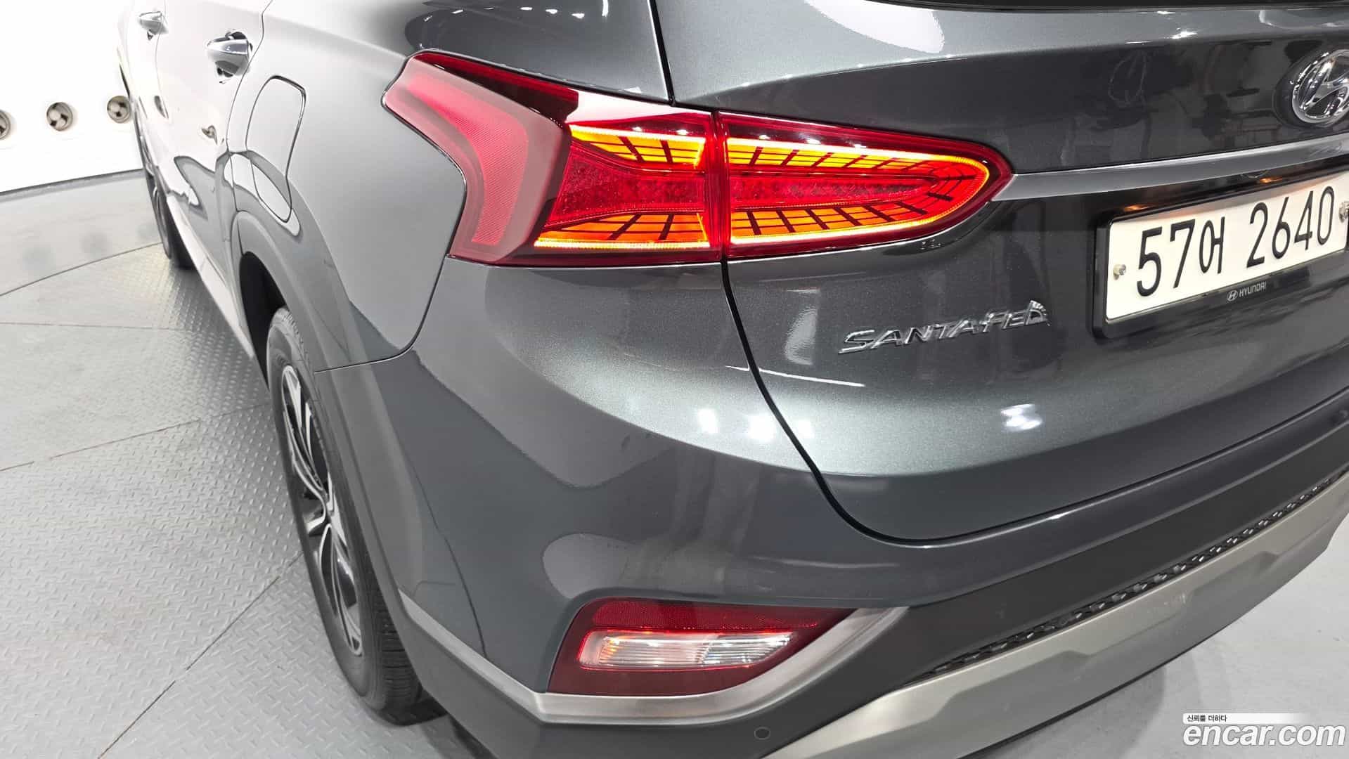 Santafe Hyundai 2018.4-OUTER-033