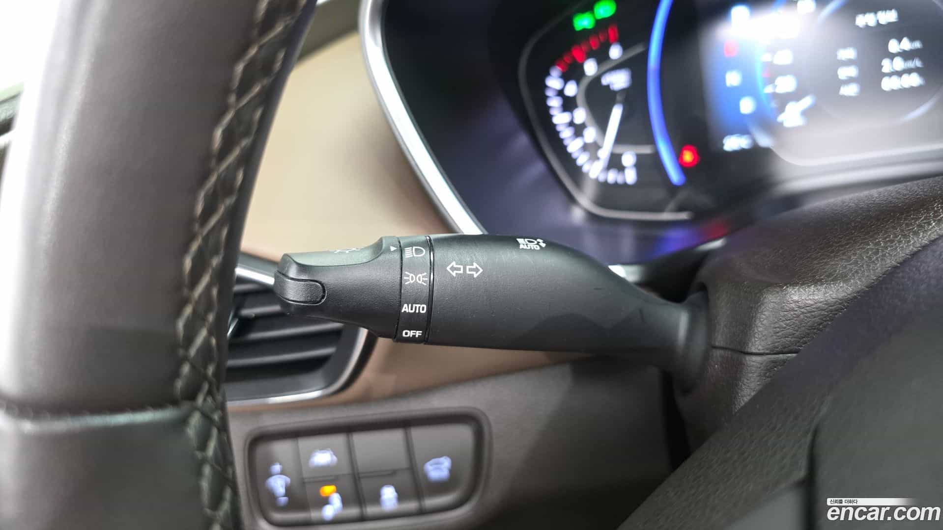 Santafe Hyundai 2018.4-OPTION-050
