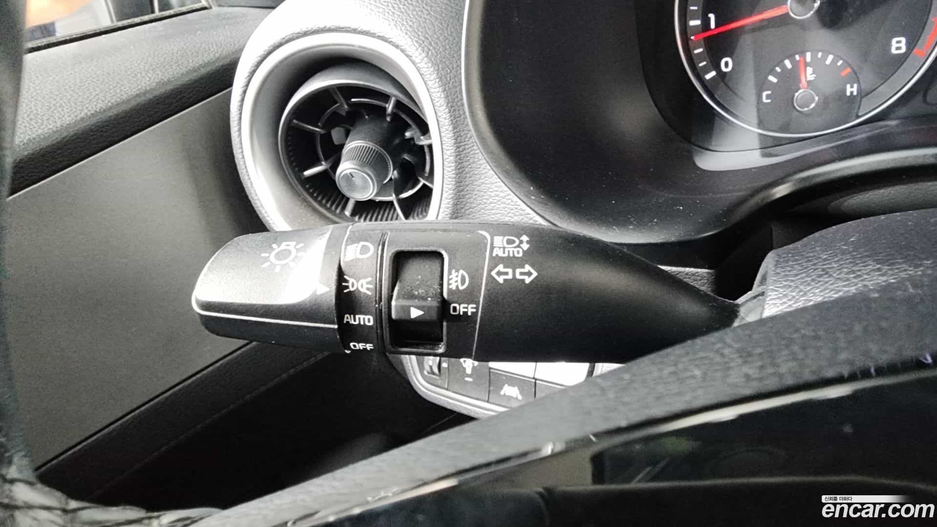 K3 Kia 2019.6-OPTION-046