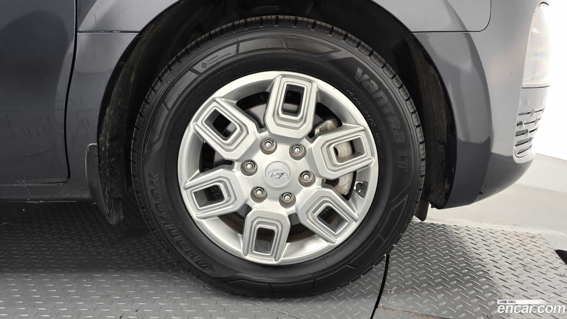 Staria Hyundai 2023.3-OUTER-031