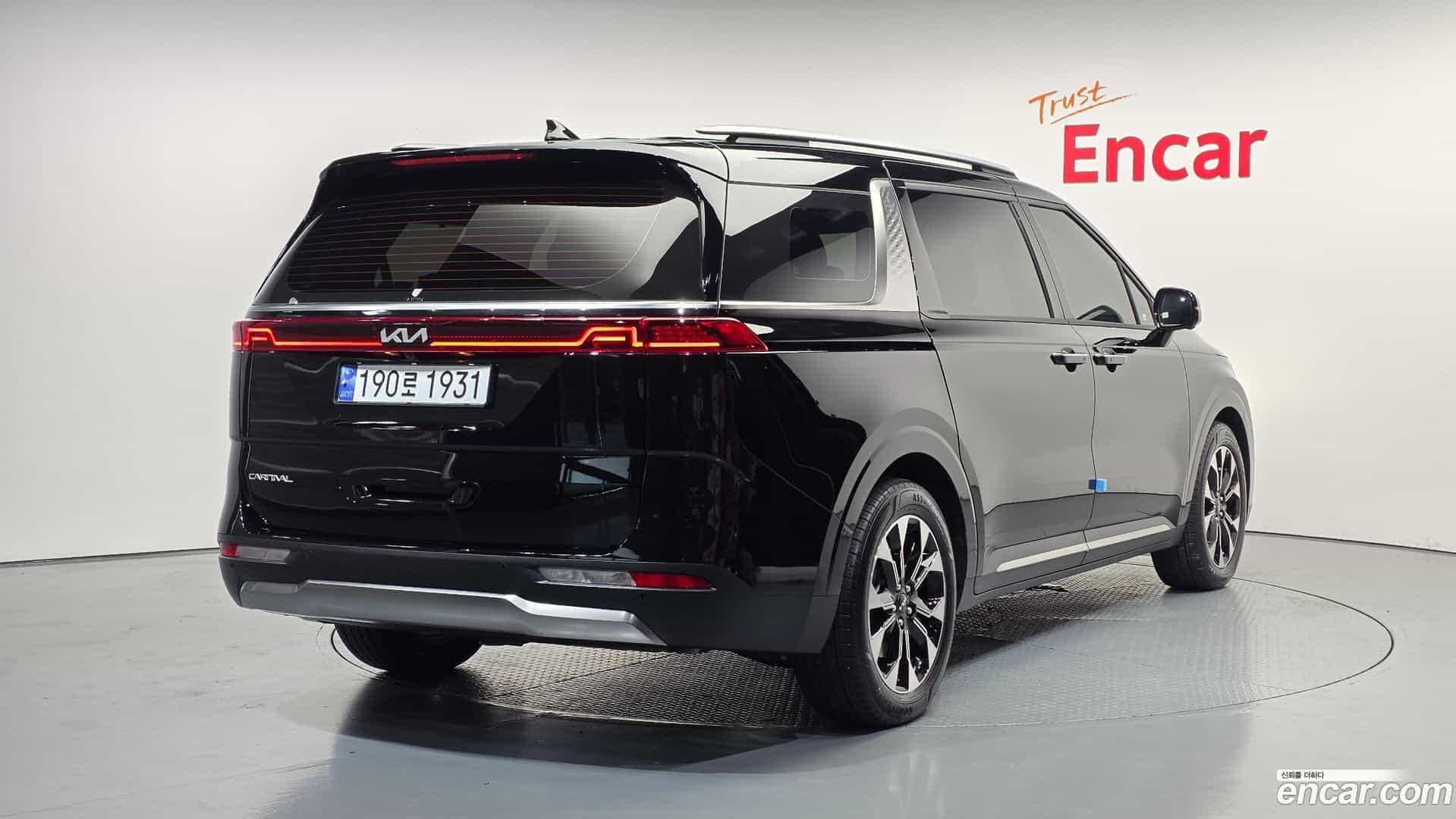 Canival Kia 2023.10-OUTER-002