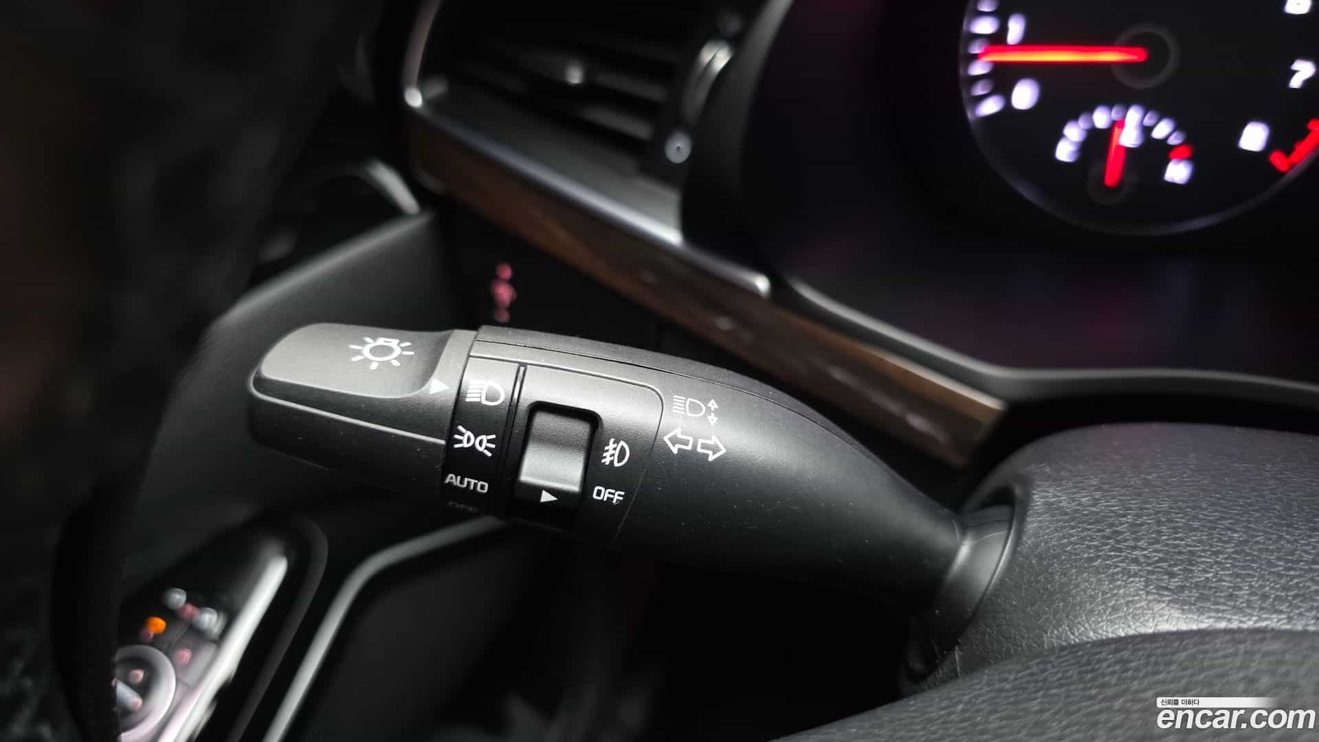 K7 Kia 2019.0-OPTION-022