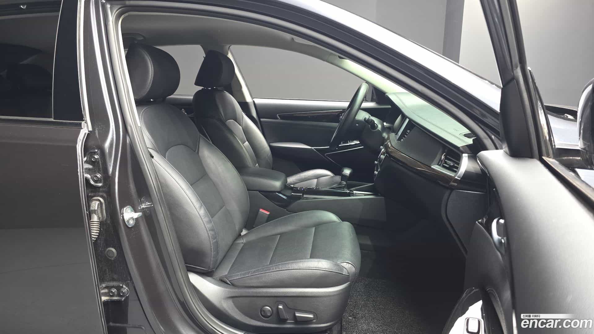 K7 Kia 2019.0-INNER-036