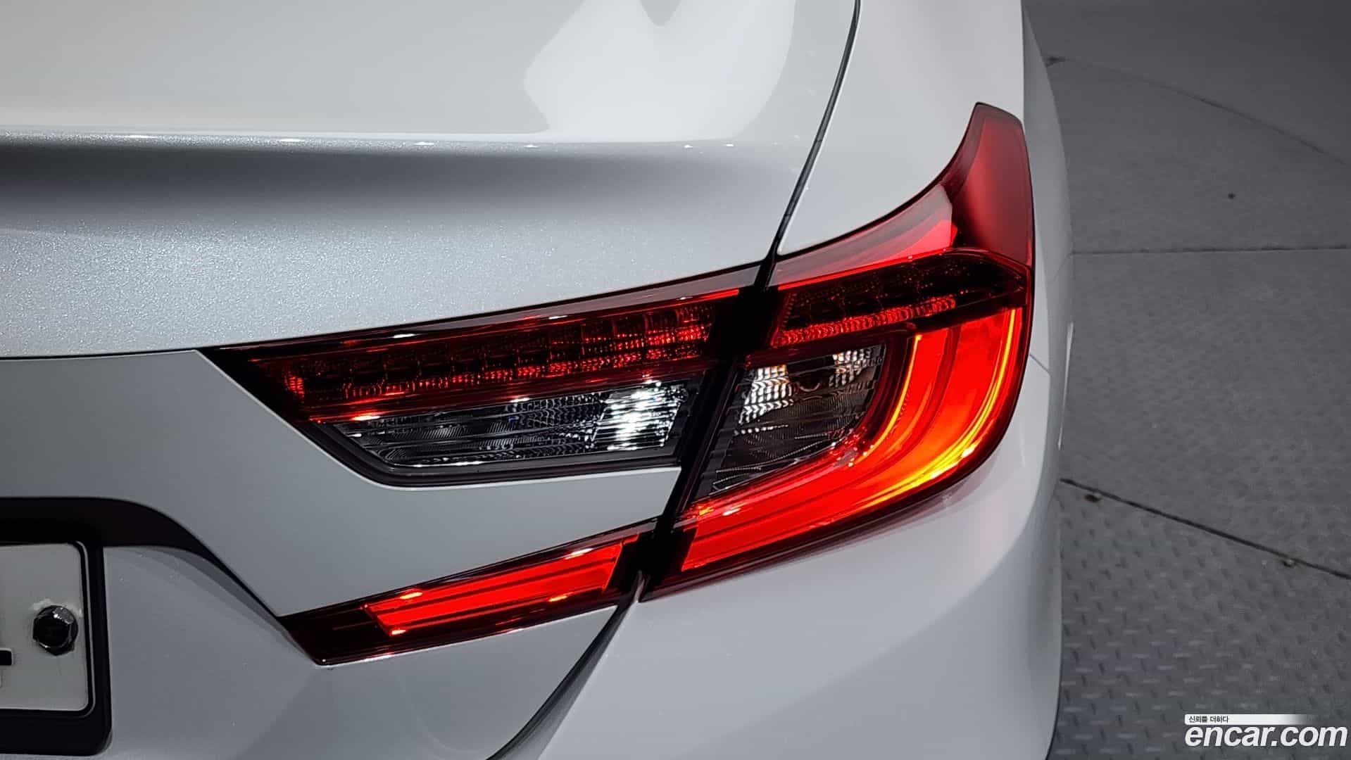 Accord Honda 2019.0-OUTER-033