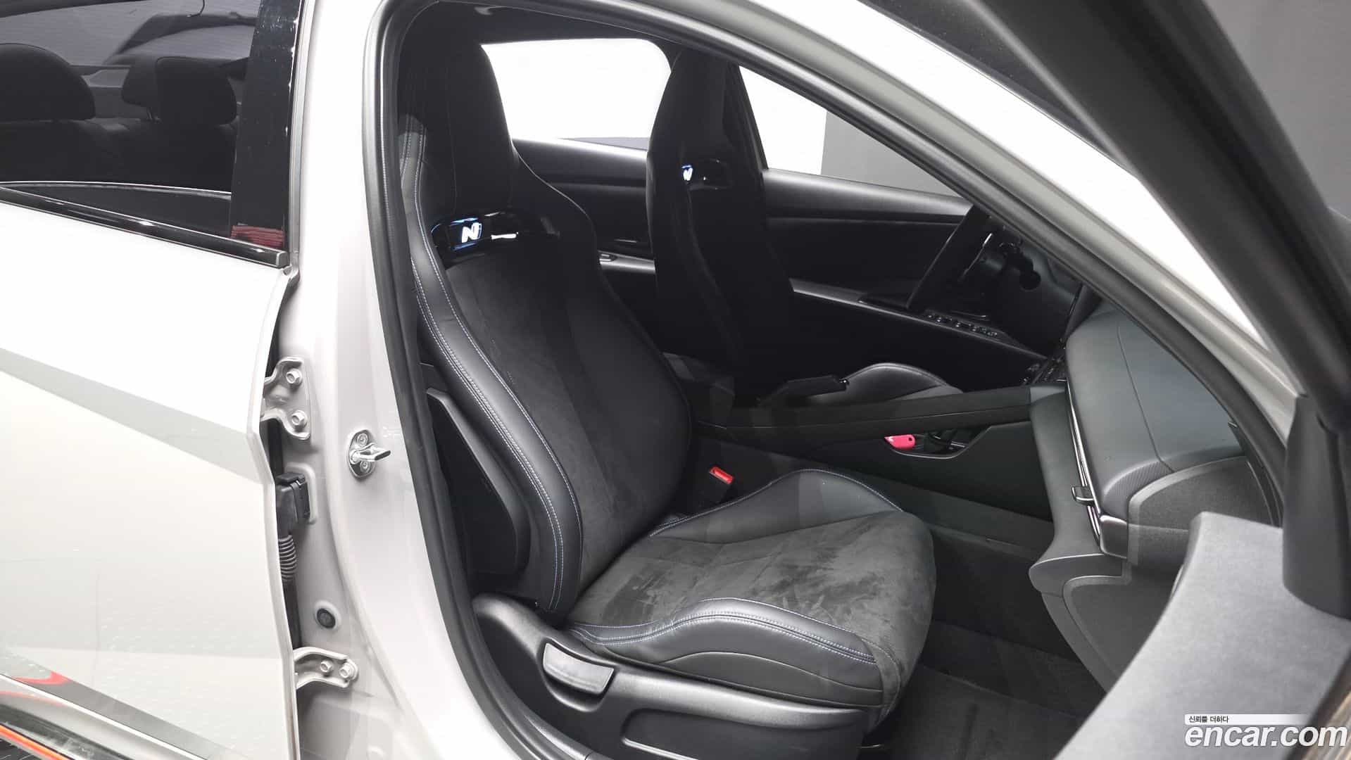 AVANTE Hyundai 2022.4-INNER-036