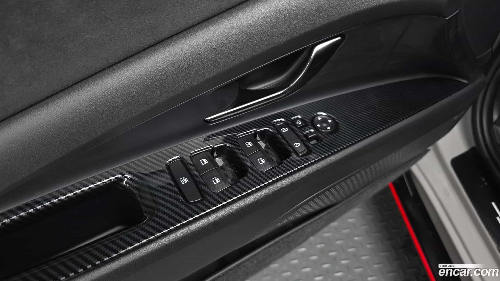 AVANTE Hyundai 2022.4-OPTION-041