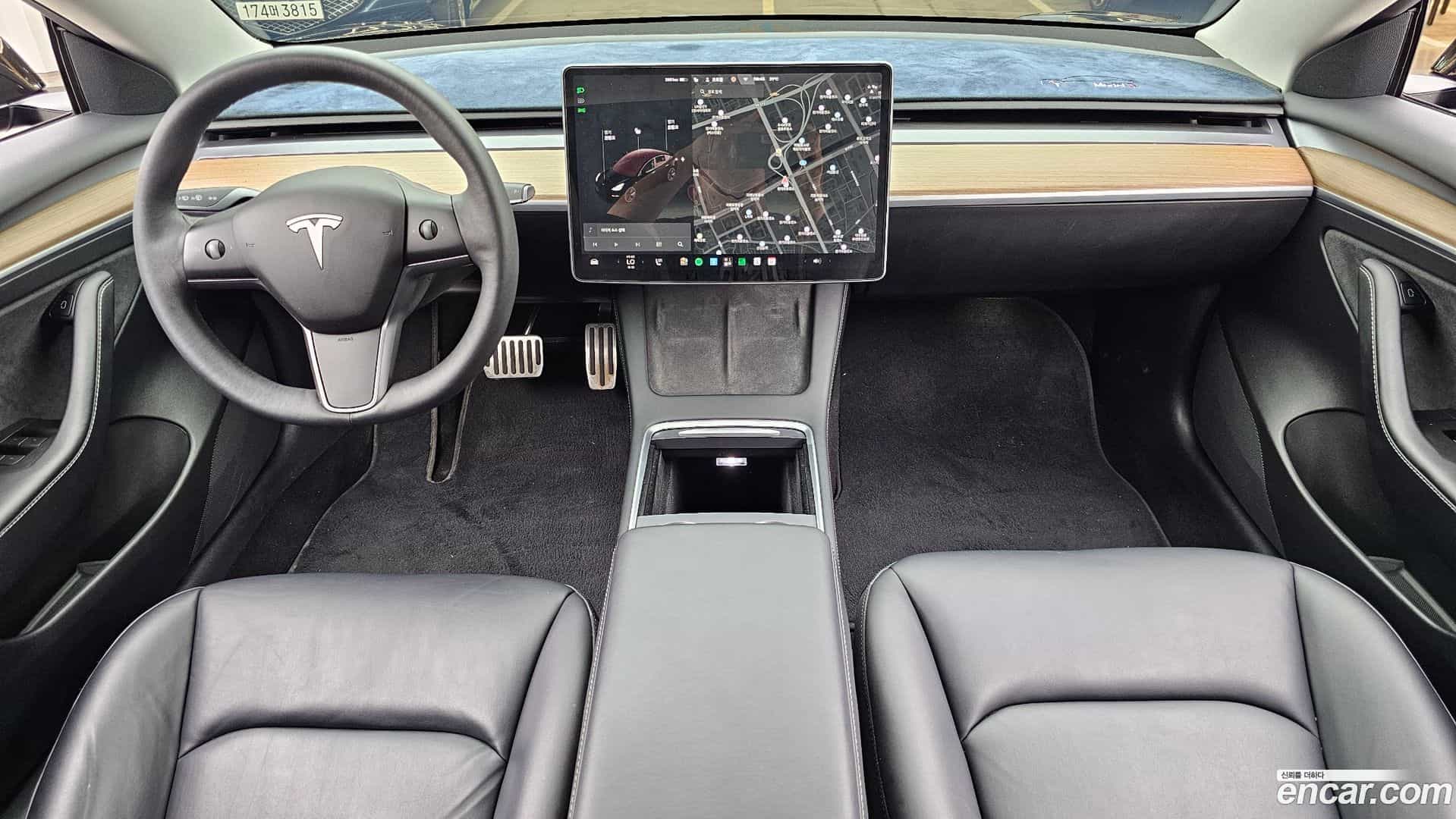 Model 3 Tesla 2021.10-INNER-007