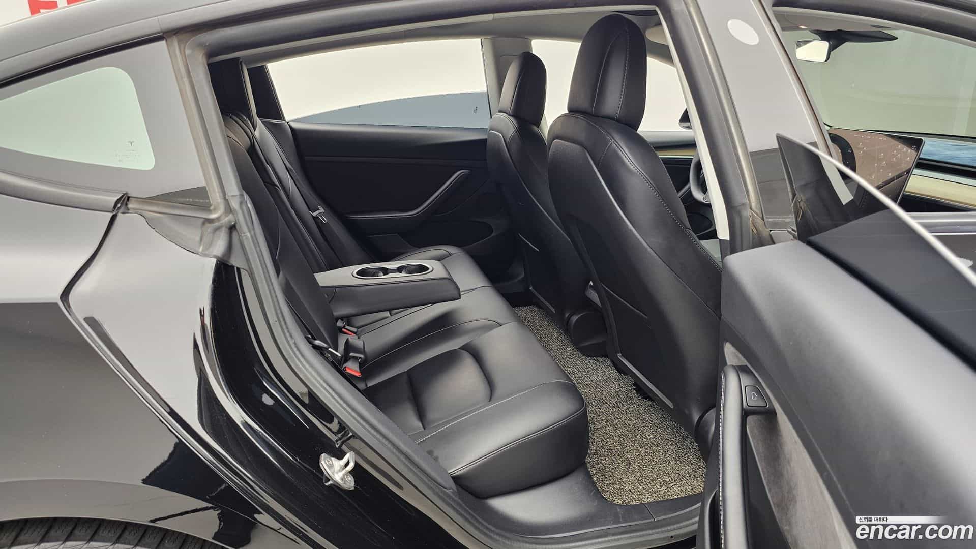 Model 3 Tesla 2021.10-OPTION-016